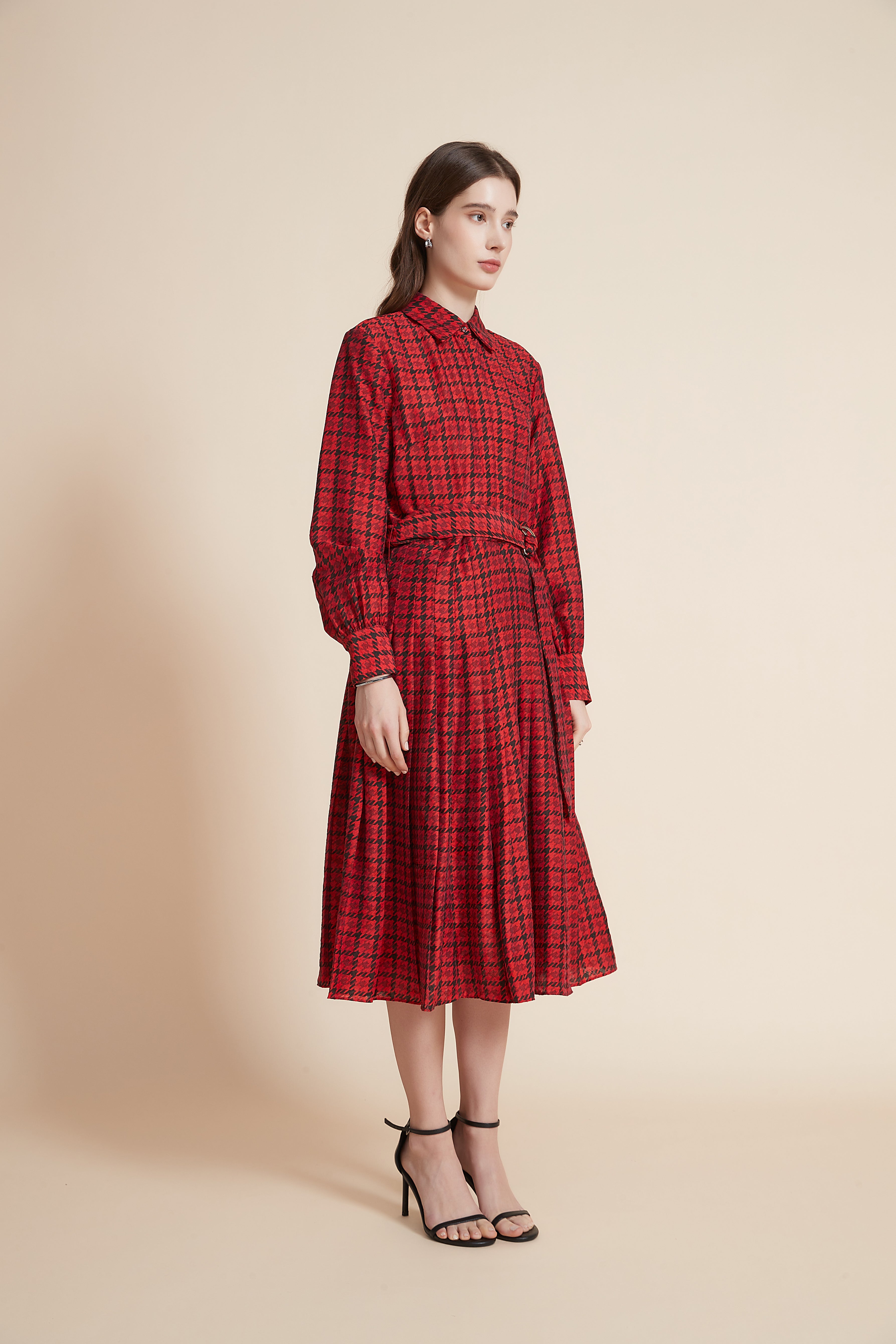 Checkered Midi Dress With High Waist Belt And Long Sleeves