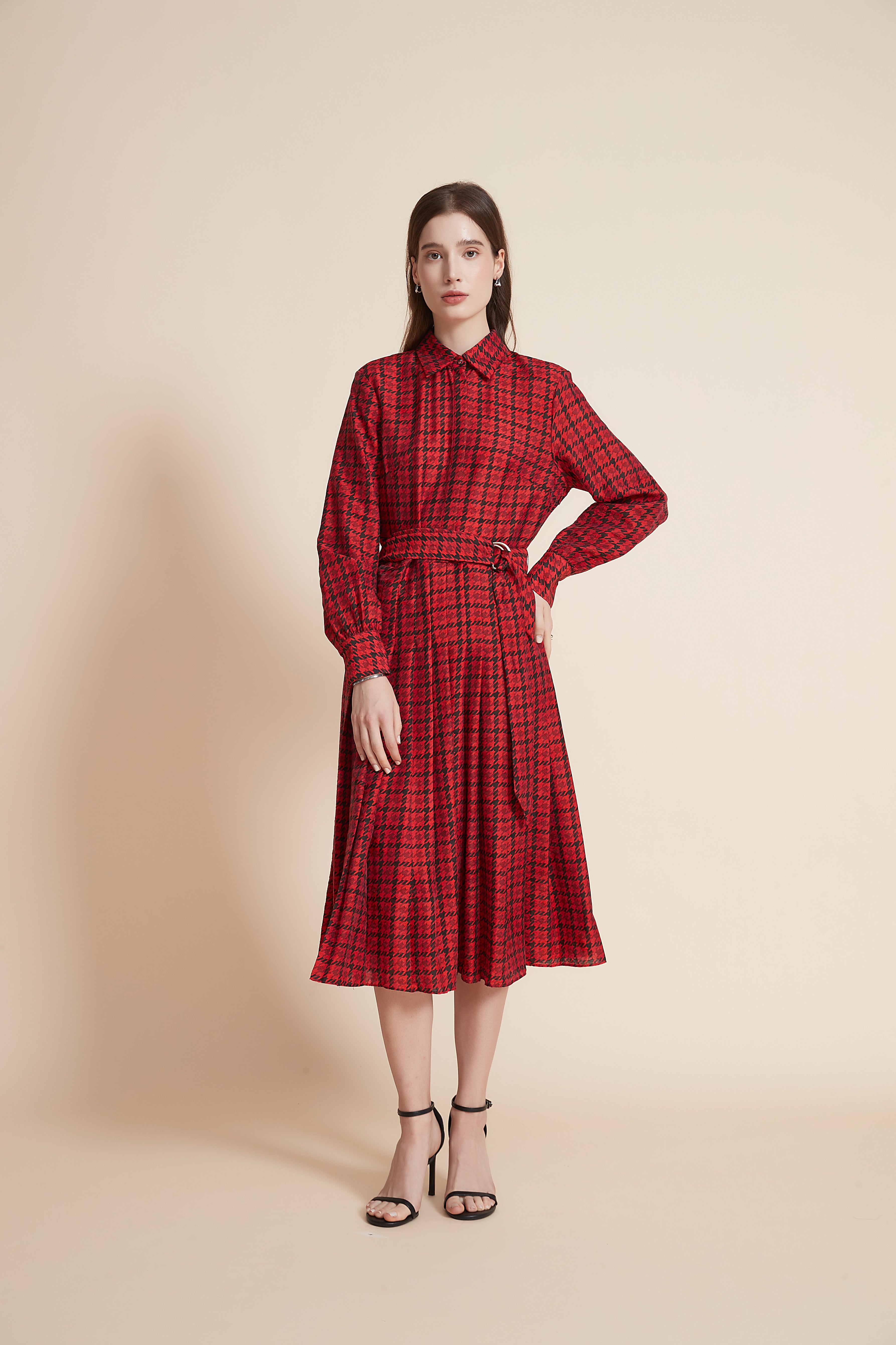 Yola Checkered Midi Dress with High Waist Belt and Long Sleeves