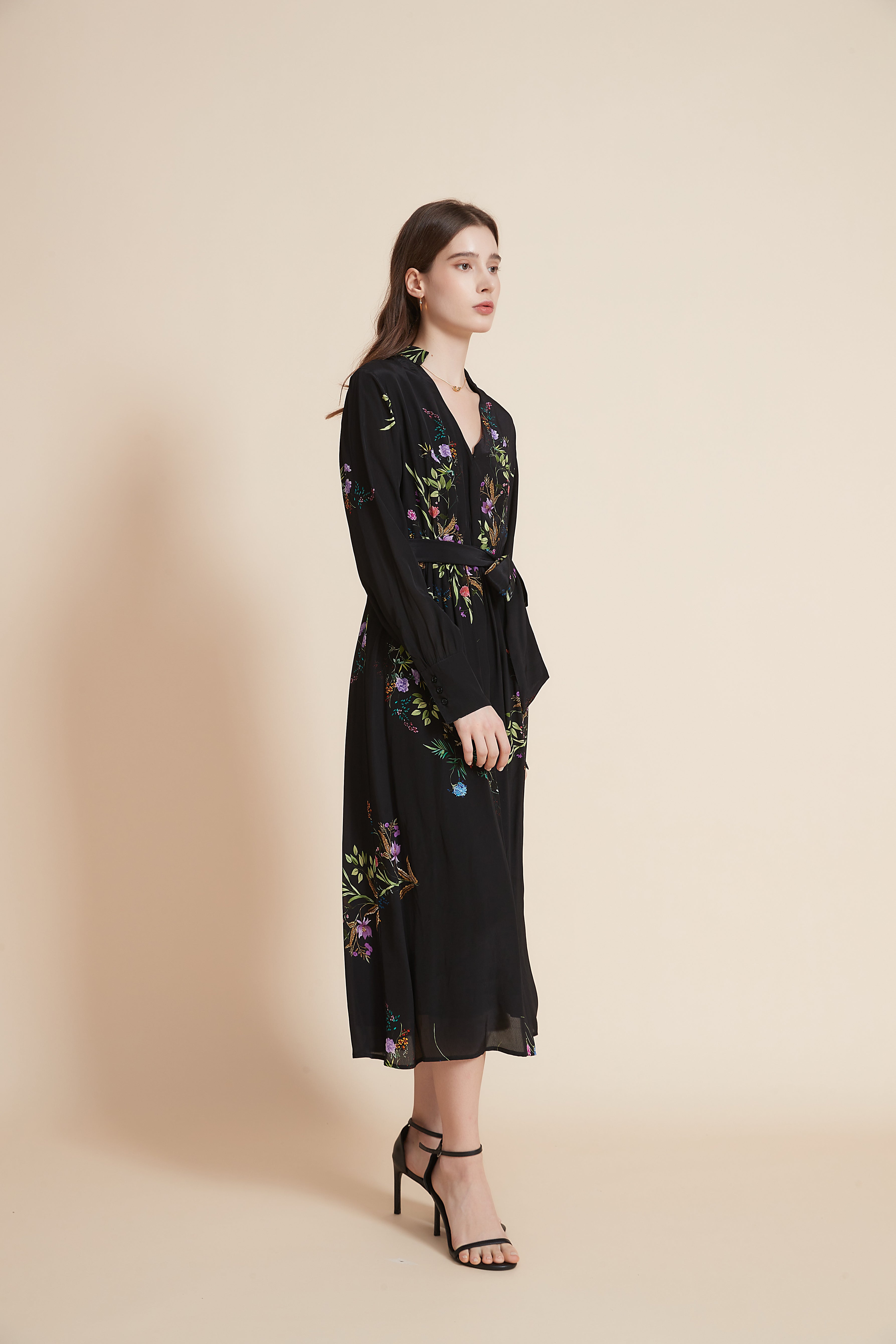 Midi Dress With Long Sleeves And High Waist Belt