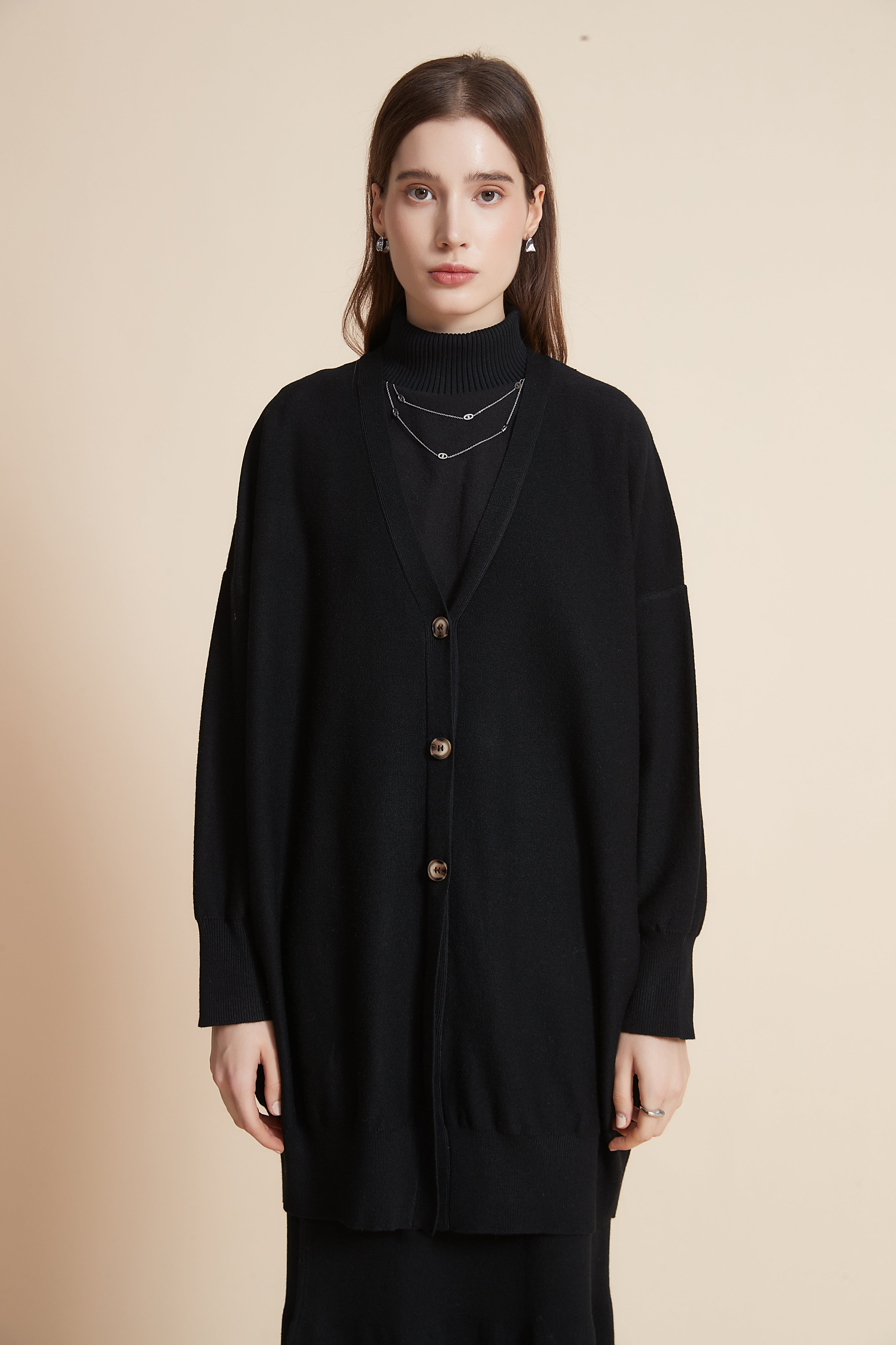 Long Solid Color Cardigan With Buttons And Long Sleeves