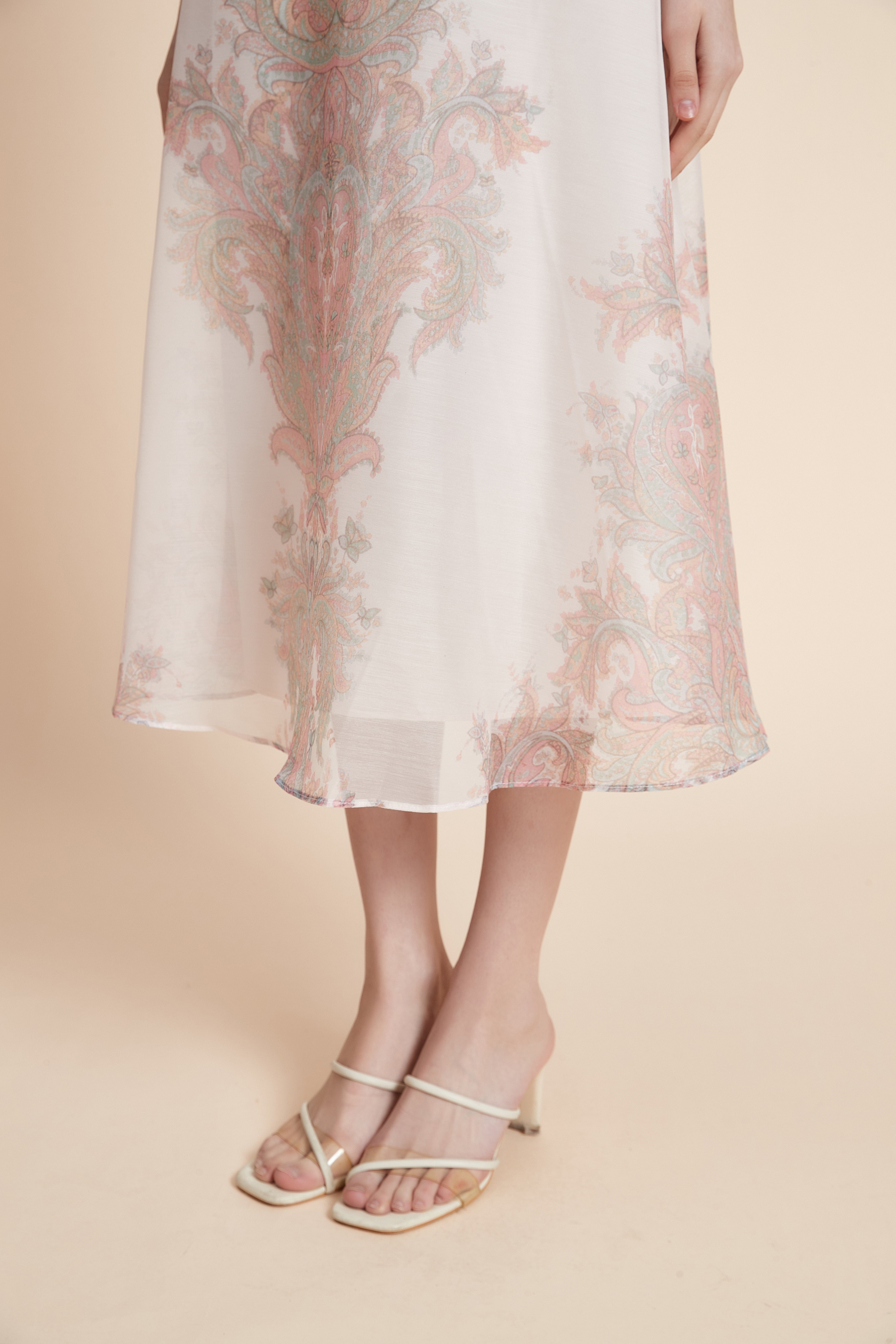 تنورة ميدي مطبوعة