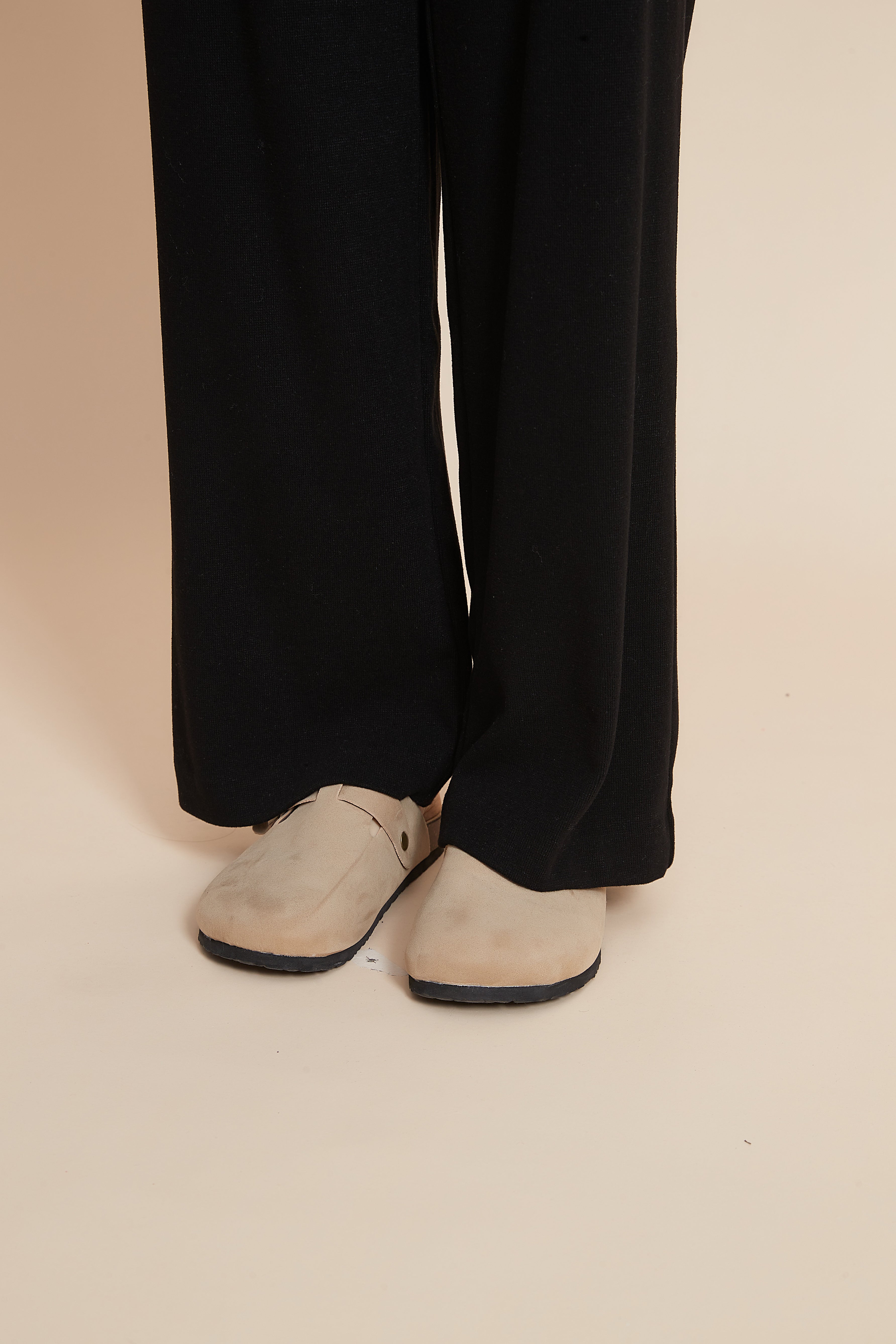 Yola Plain Wide Elastic Waist Pants