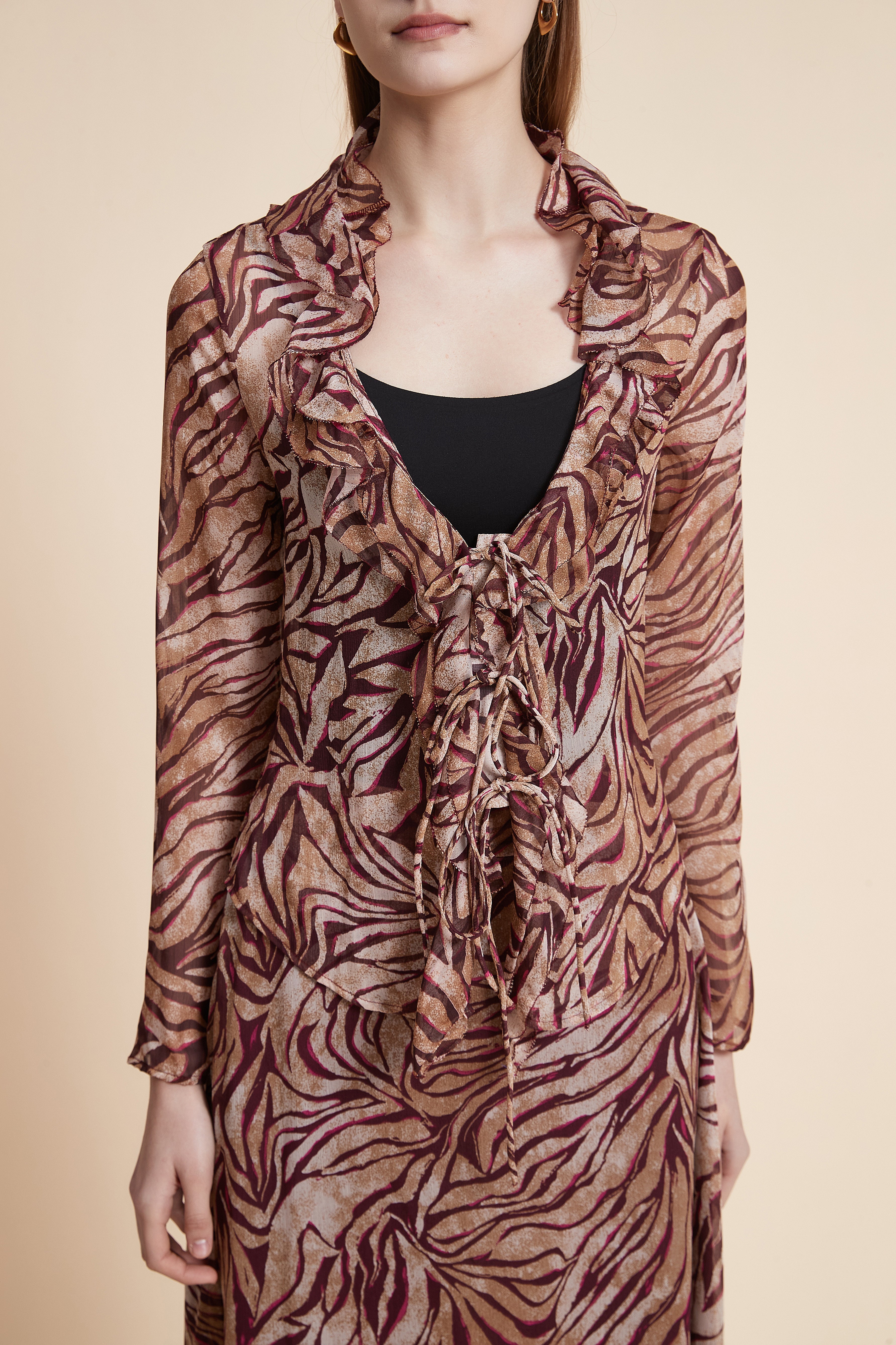 Long Sleeve Printed Blouse with Neckline
