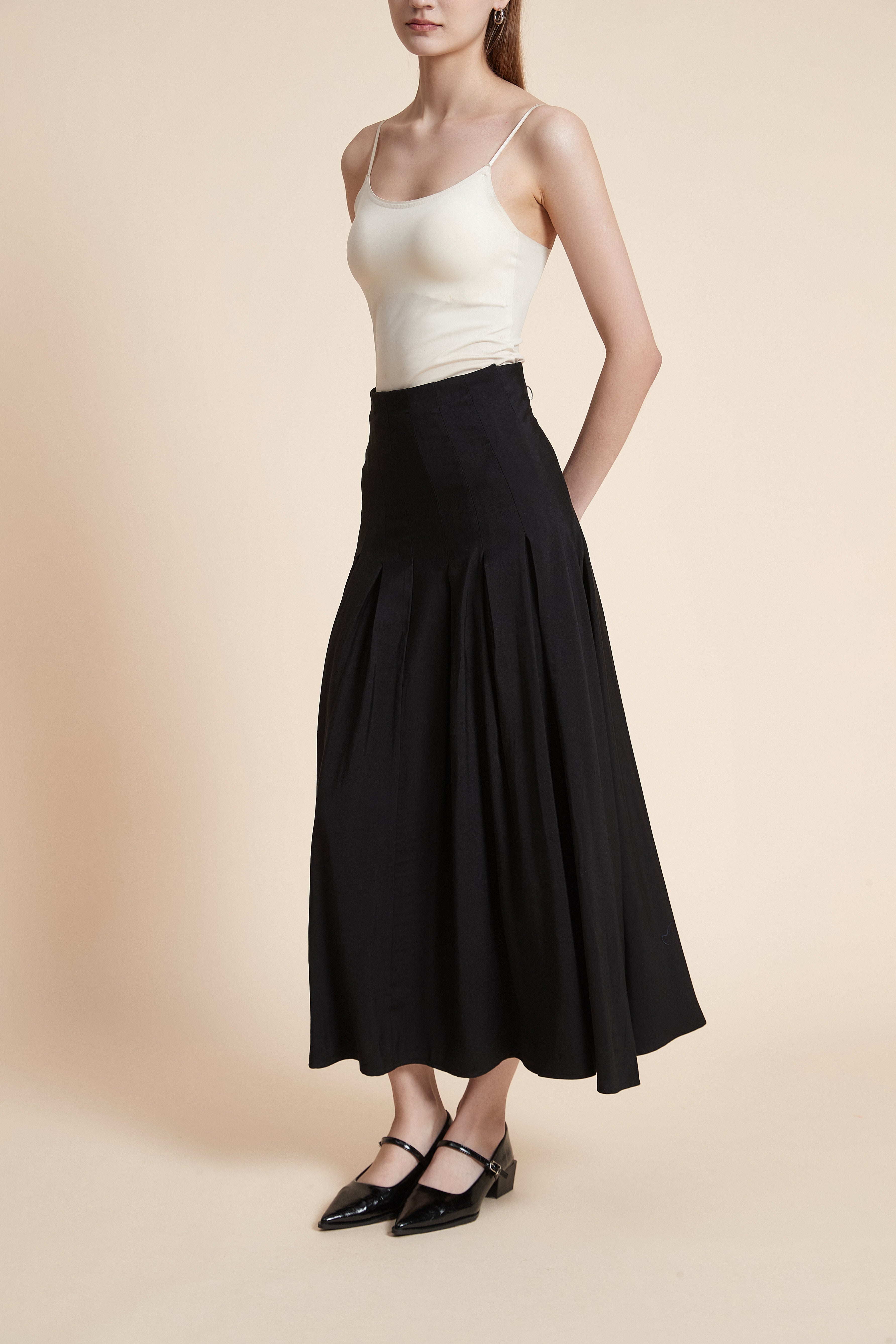 Pleated Solid Long Skirt