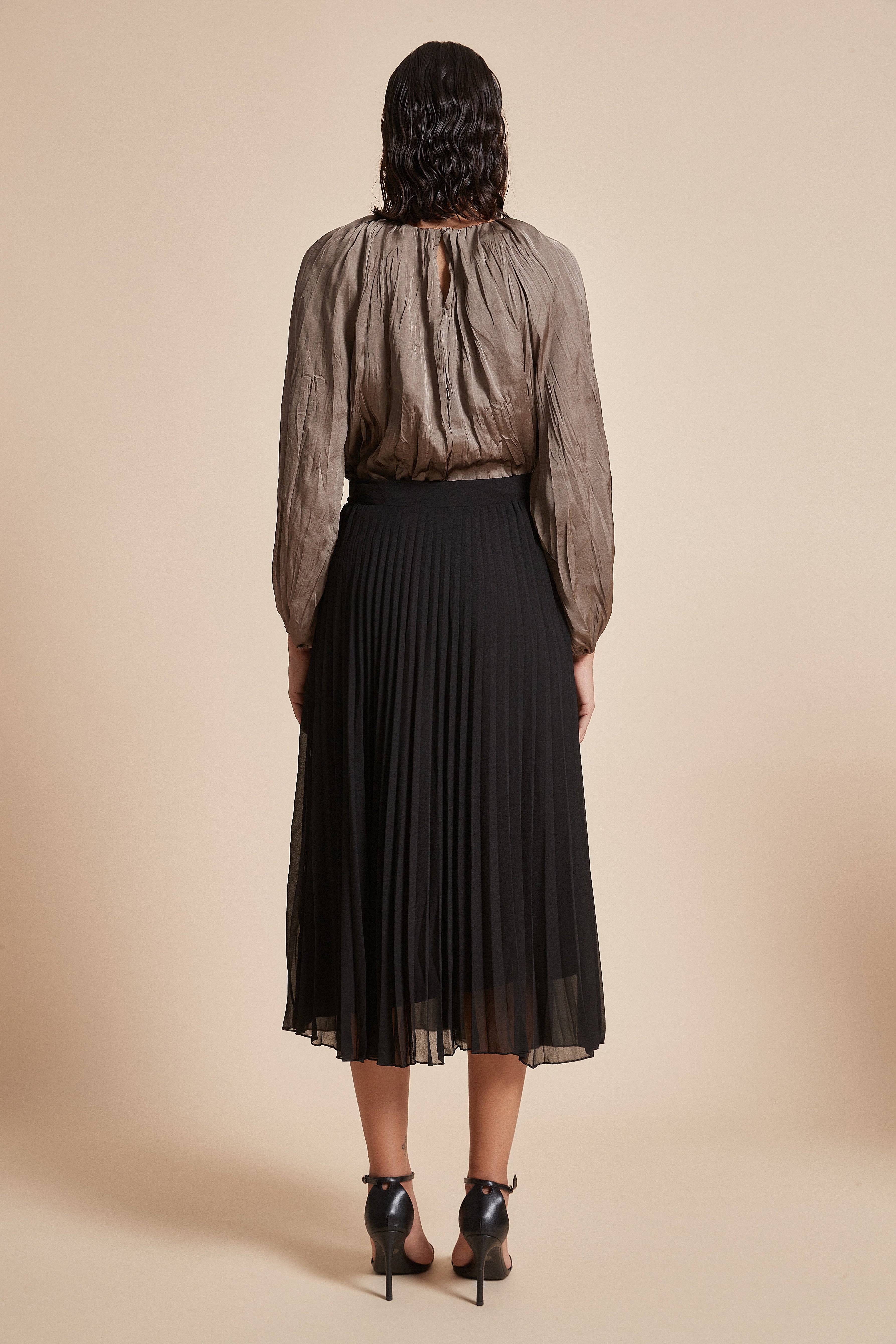 Yola Midi skirt with wide ruffle detail