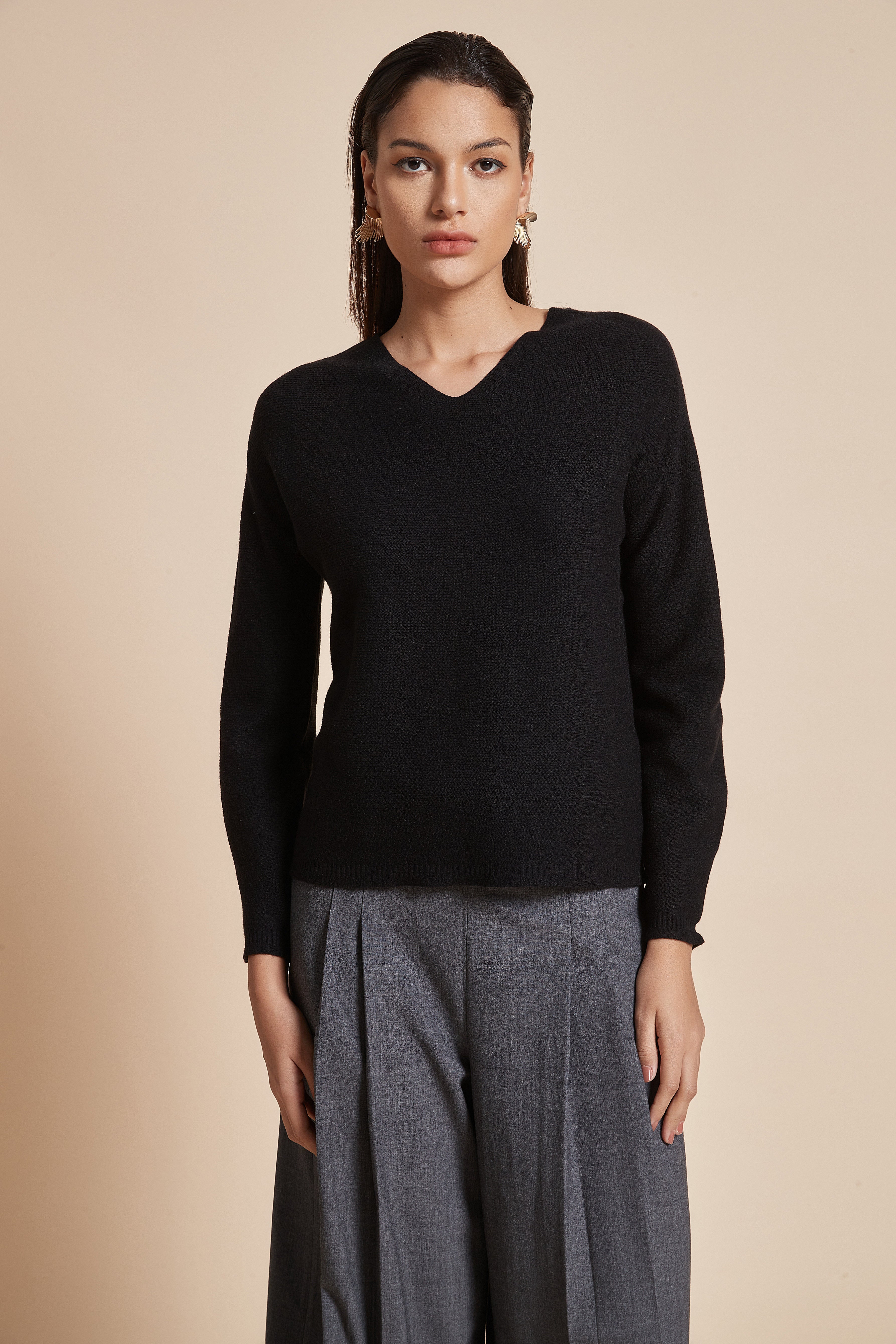 Yola Fitted Plain Blouse with Long Sleeves