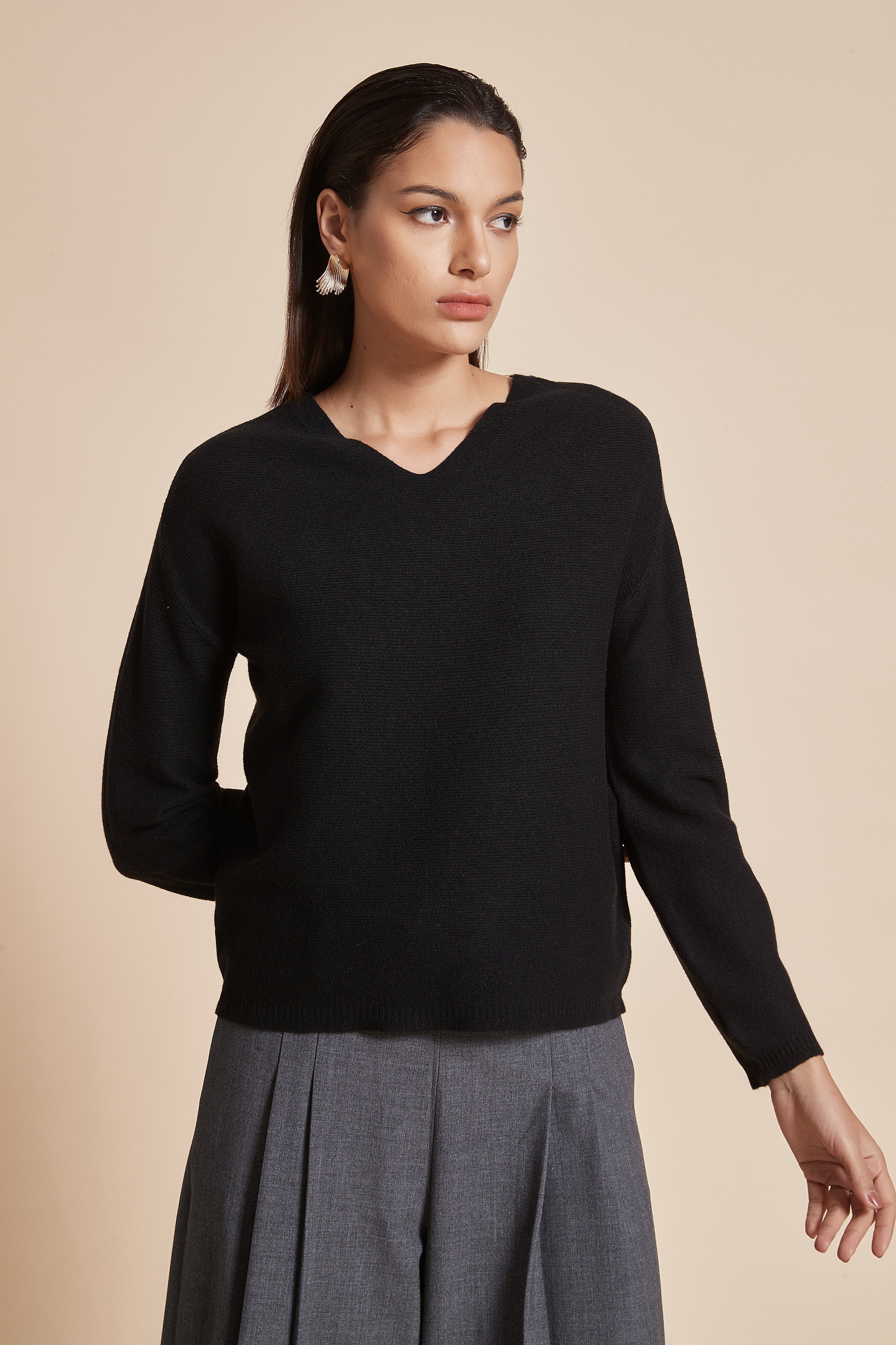 Yola Fitted Plain Blouse with Long Sleeves