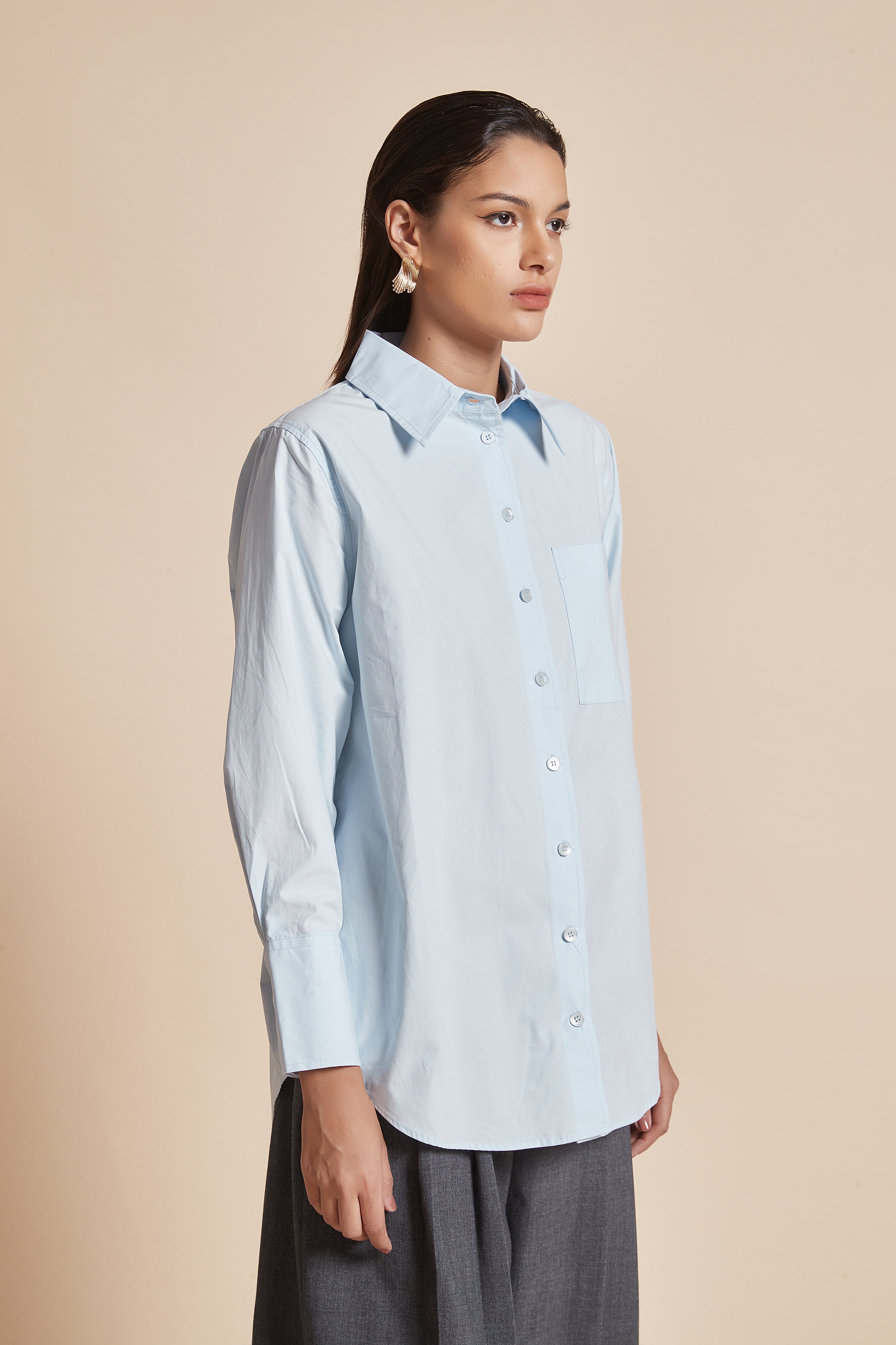 Yola Plain Hip-Length Women's Blouse with Long Sleeves, Shirt Collar, and Front Buttons