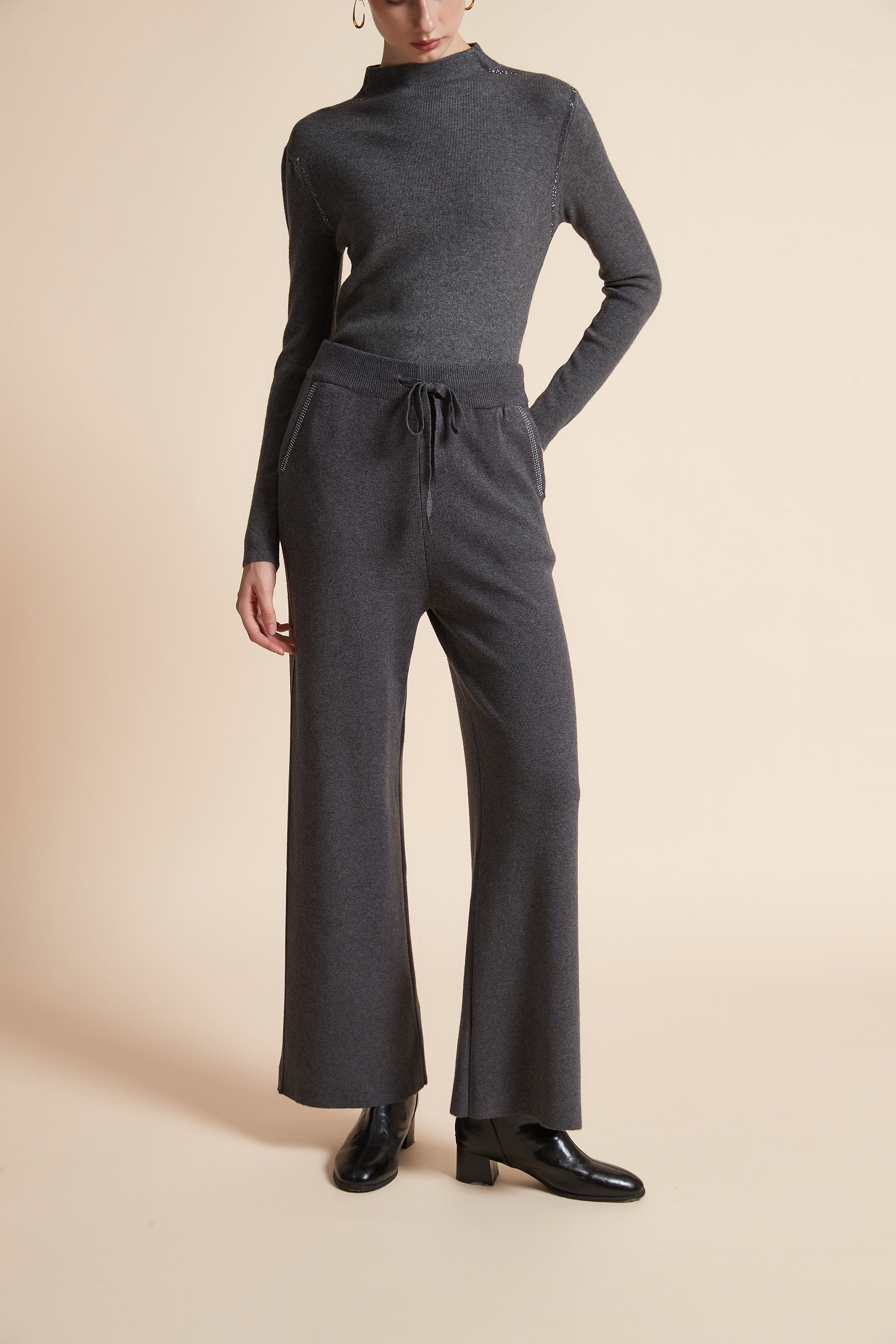 Wide-Leg Drawstring Pants