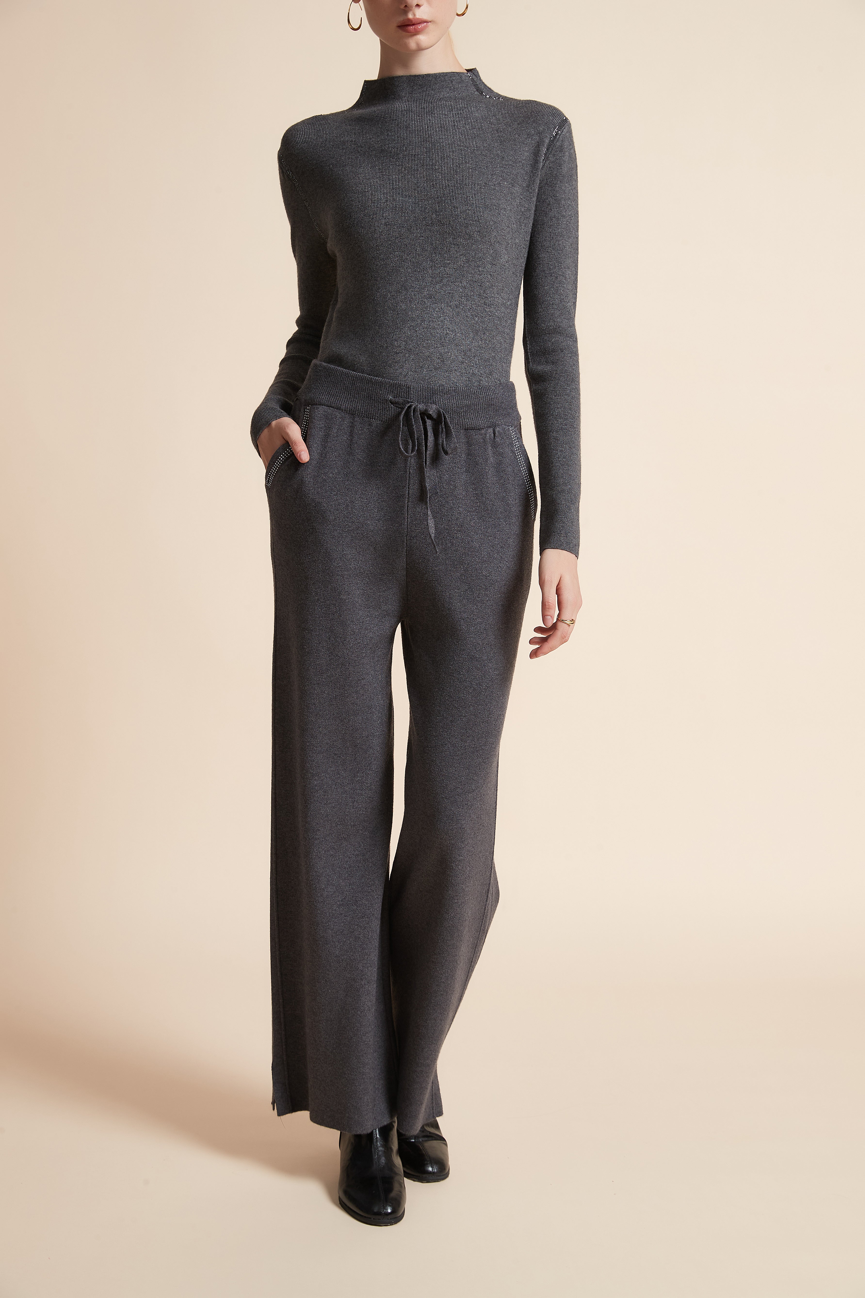 Wide-Leg Drawstring Pants