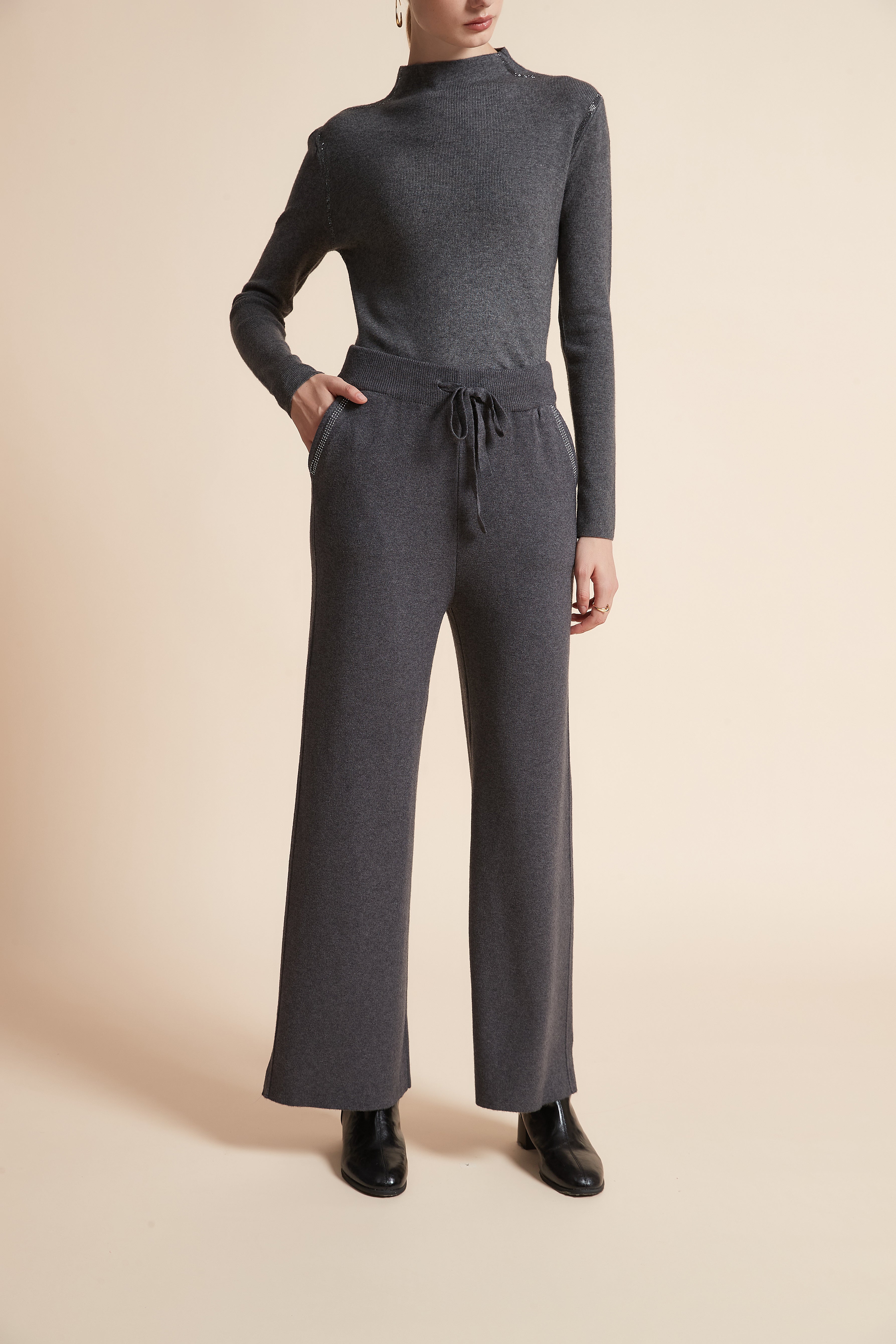 Wide-Leg Drawstring Pants