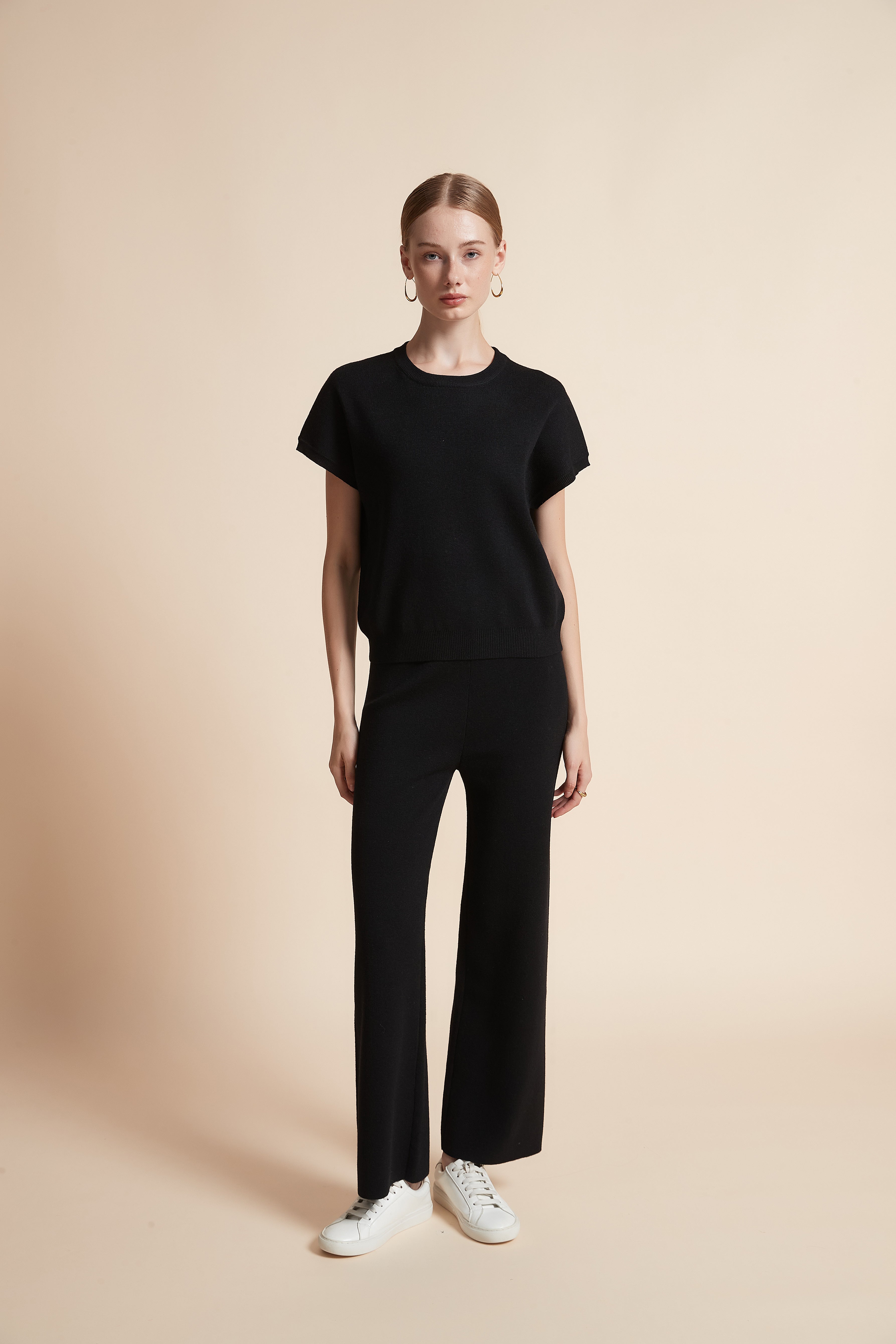 توب سادة منسوج واسع نص كم