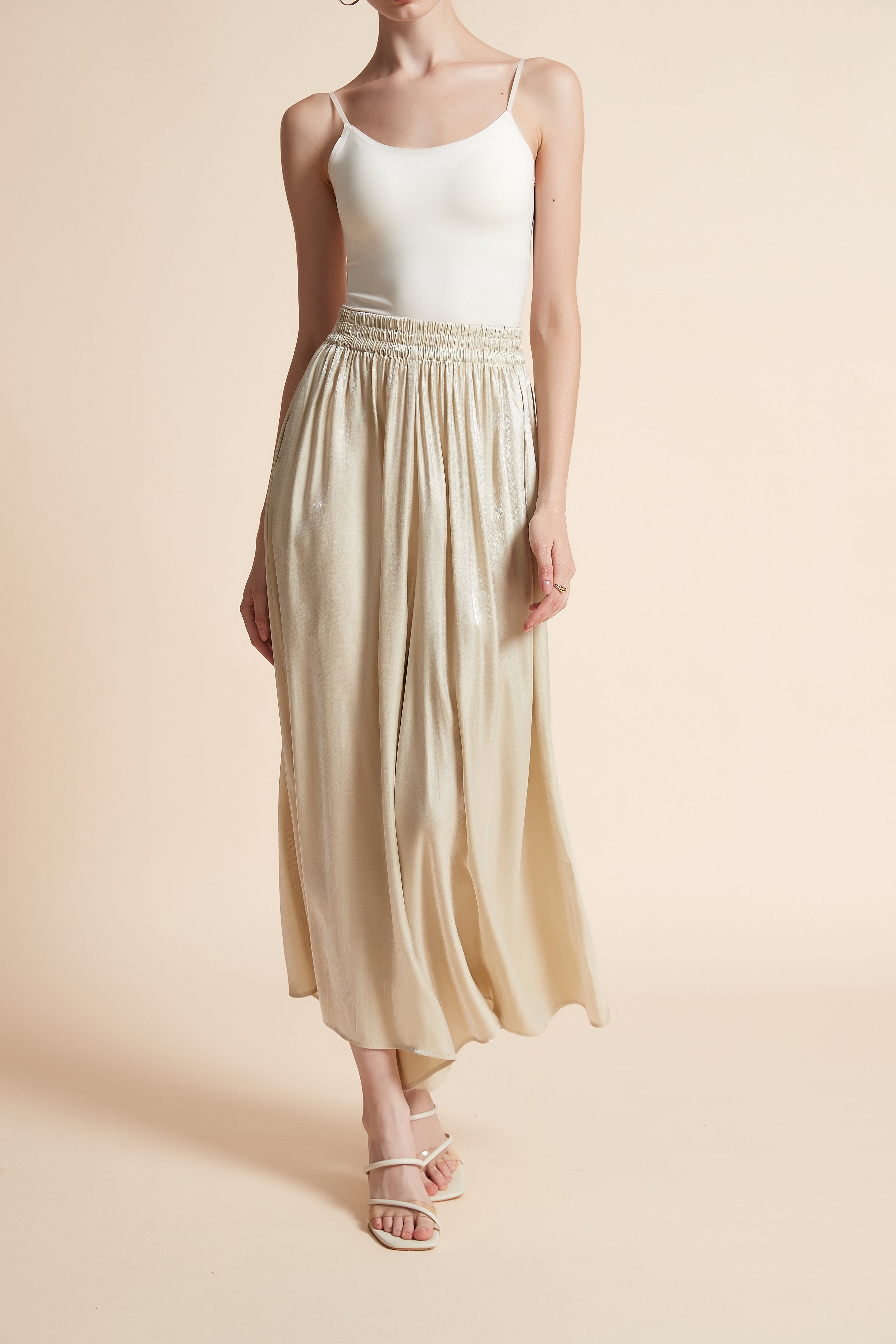Solid Wide Skirt with Pockets