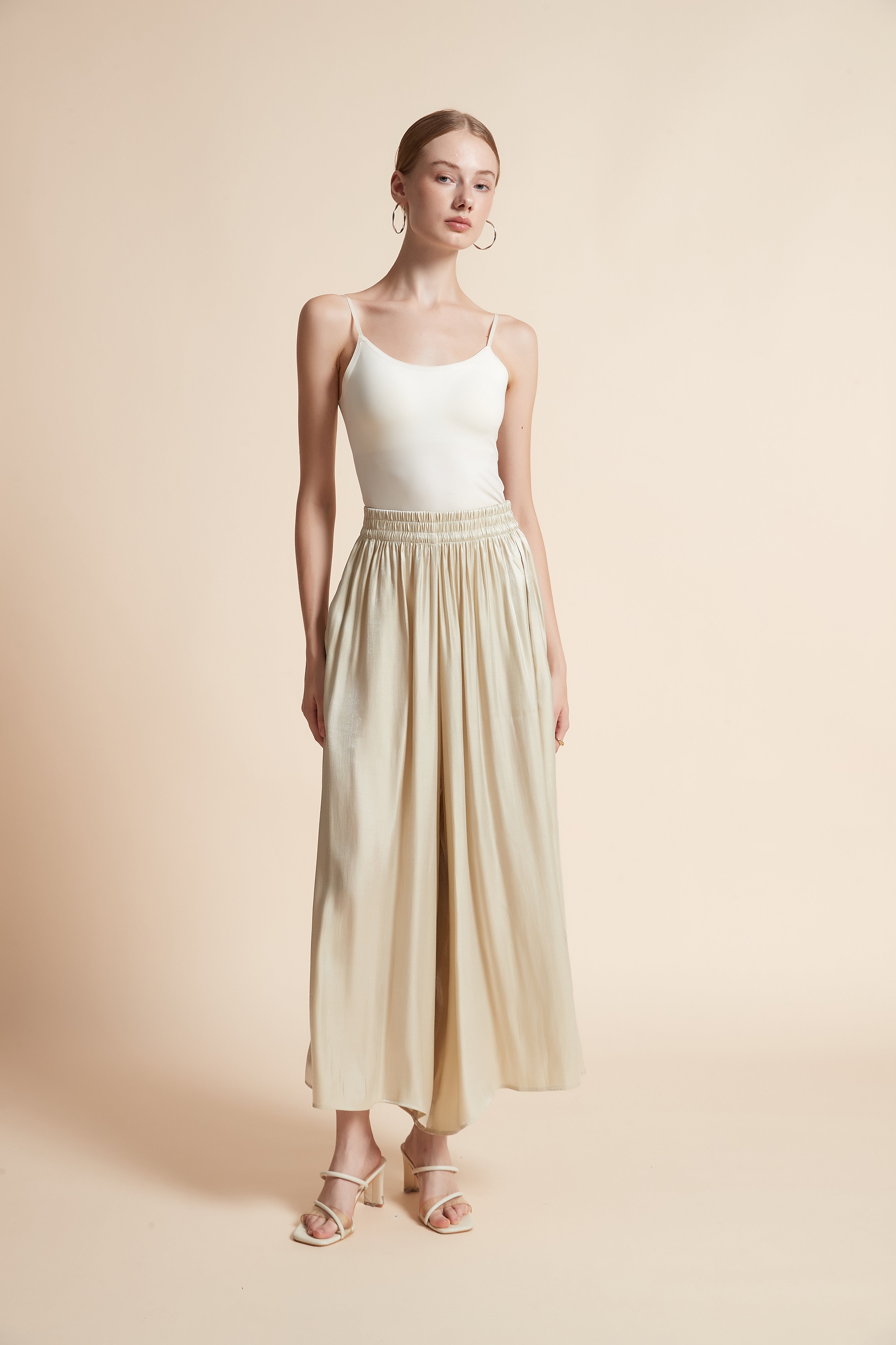 Solid Wide Skirt with Pockets