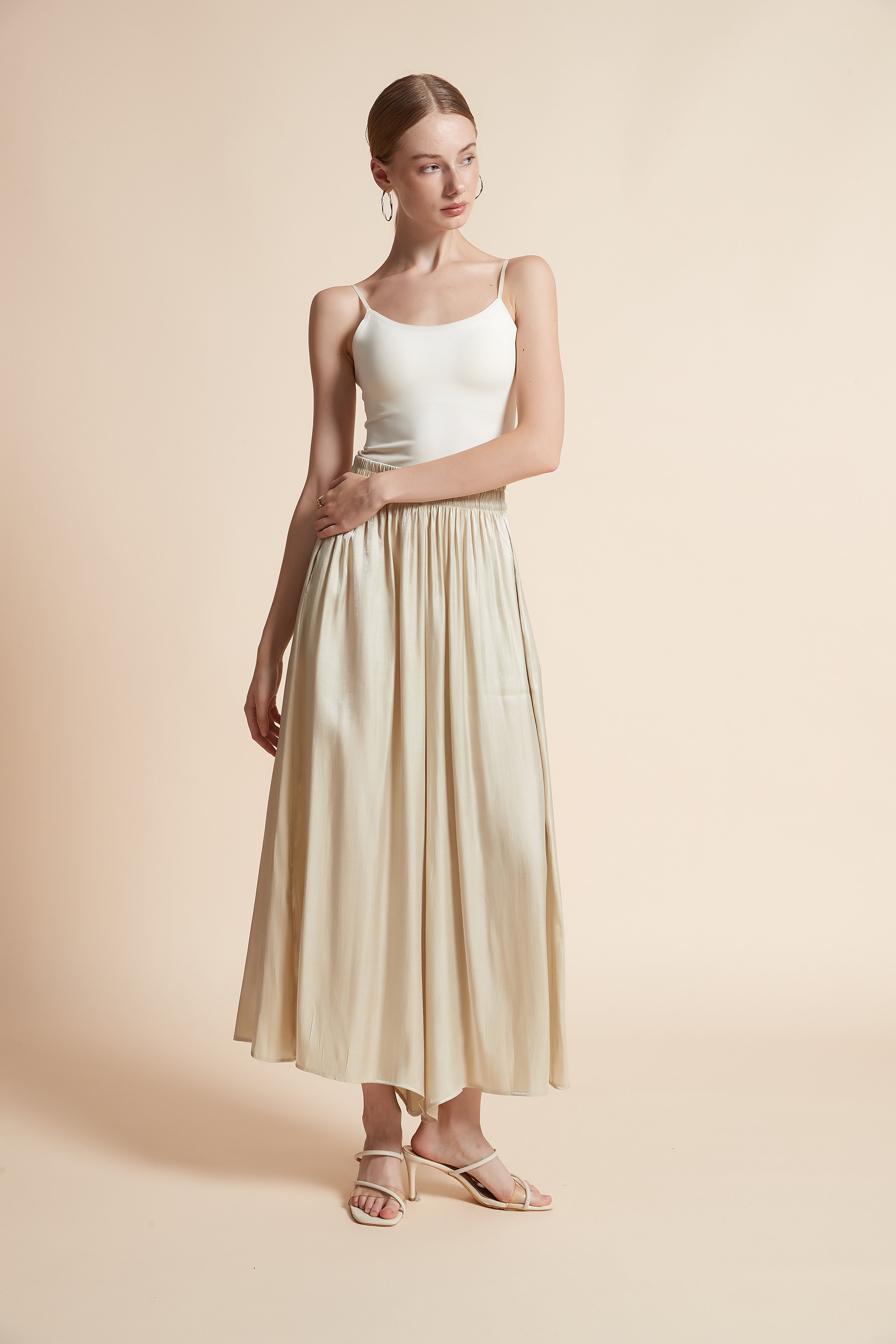 Solid Wide Skirt with Pockets