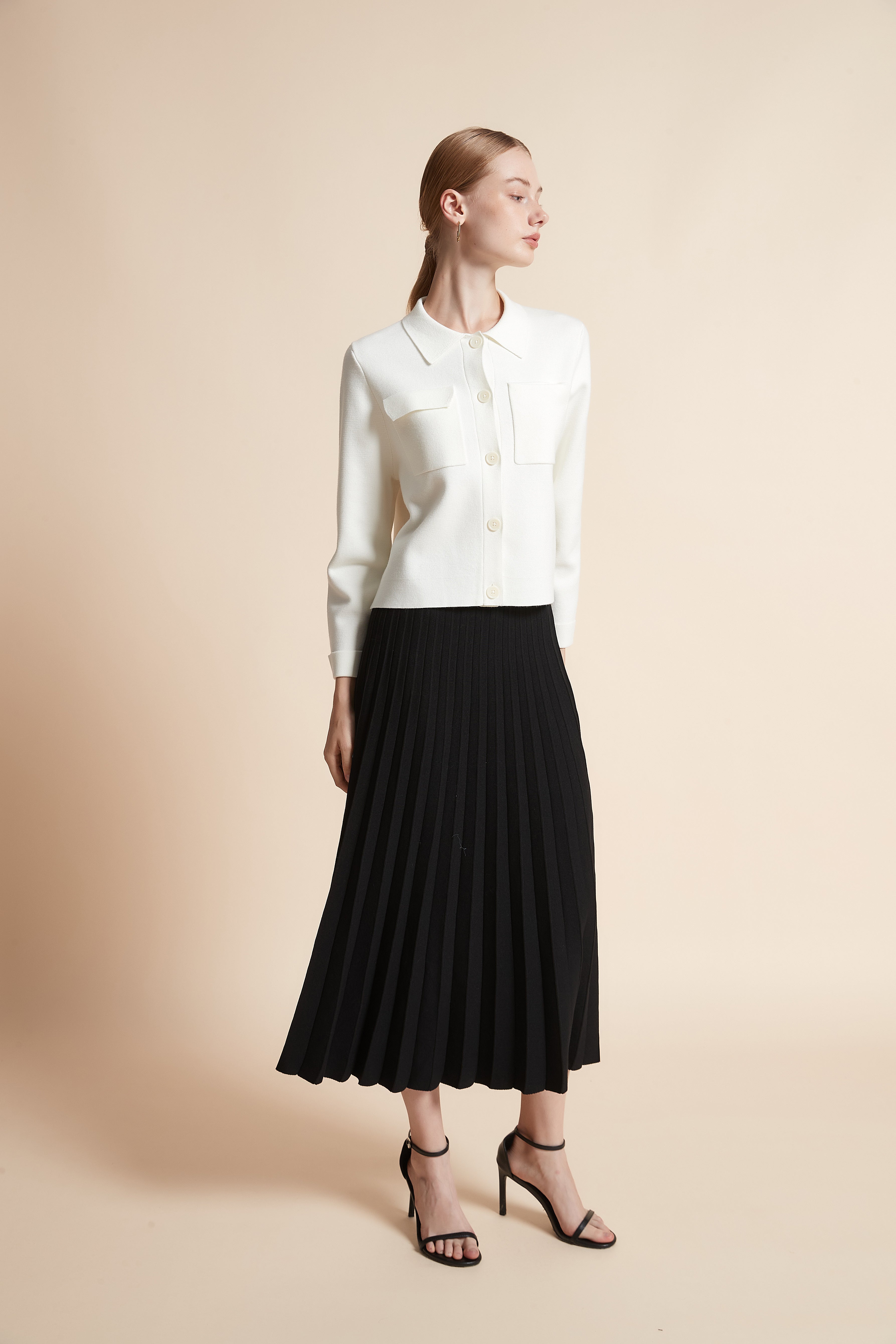 Short Jacket with Pockets