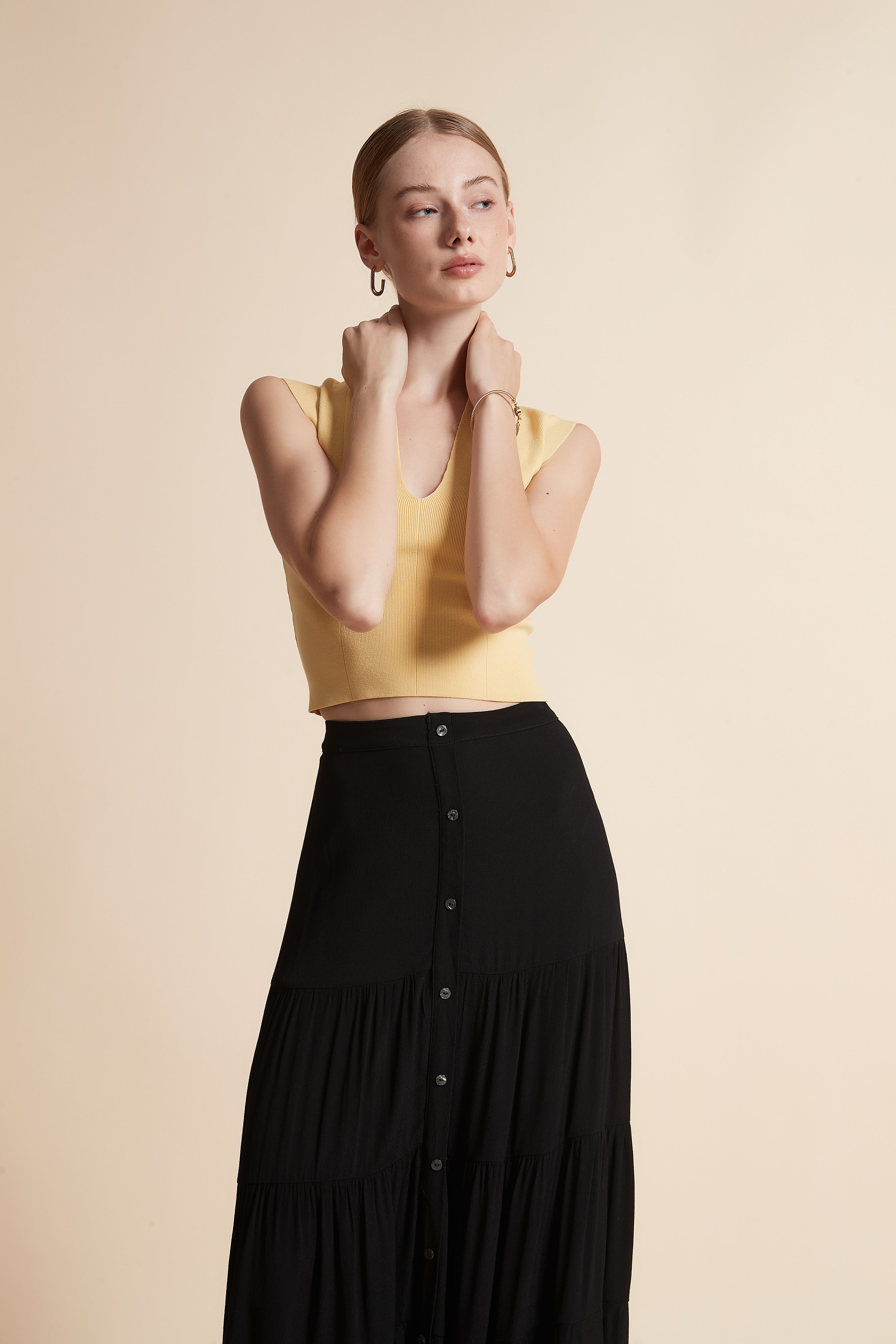 Ribbed Sleeveless V-Neck Top