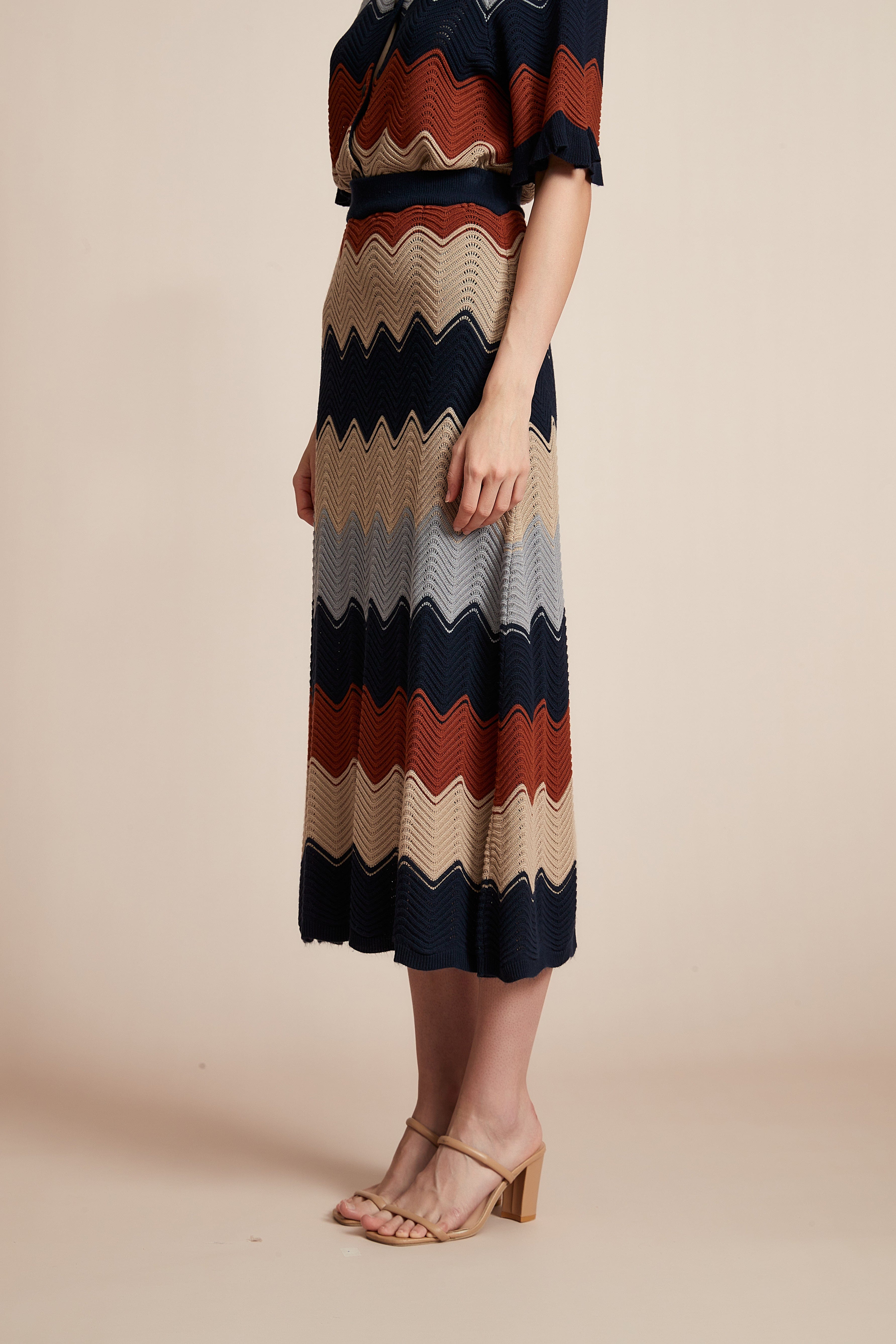 Yola Wide Midi Skirt in Knit Colors