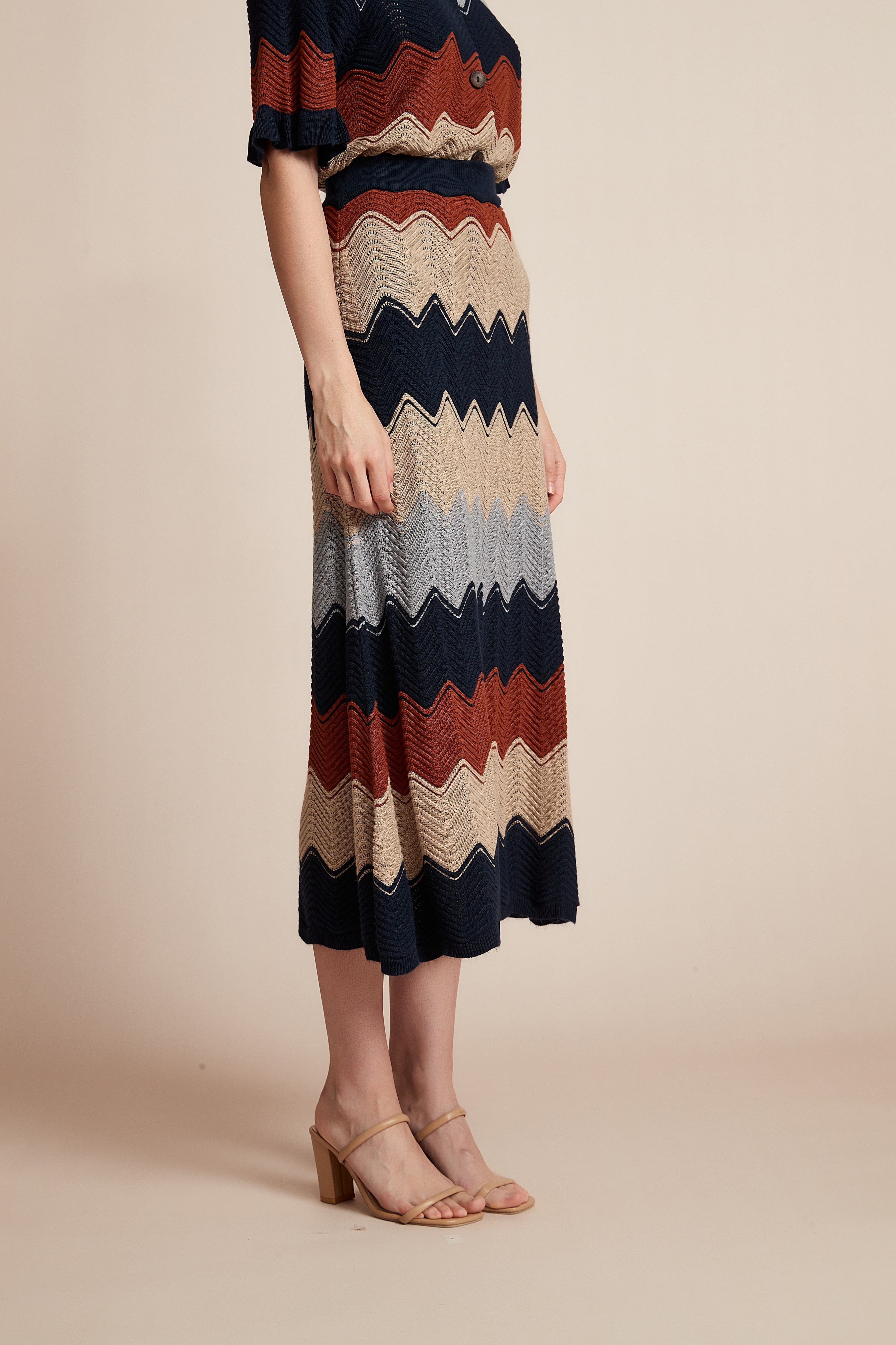 Yola Wide Midi Skirt in Knit Colors