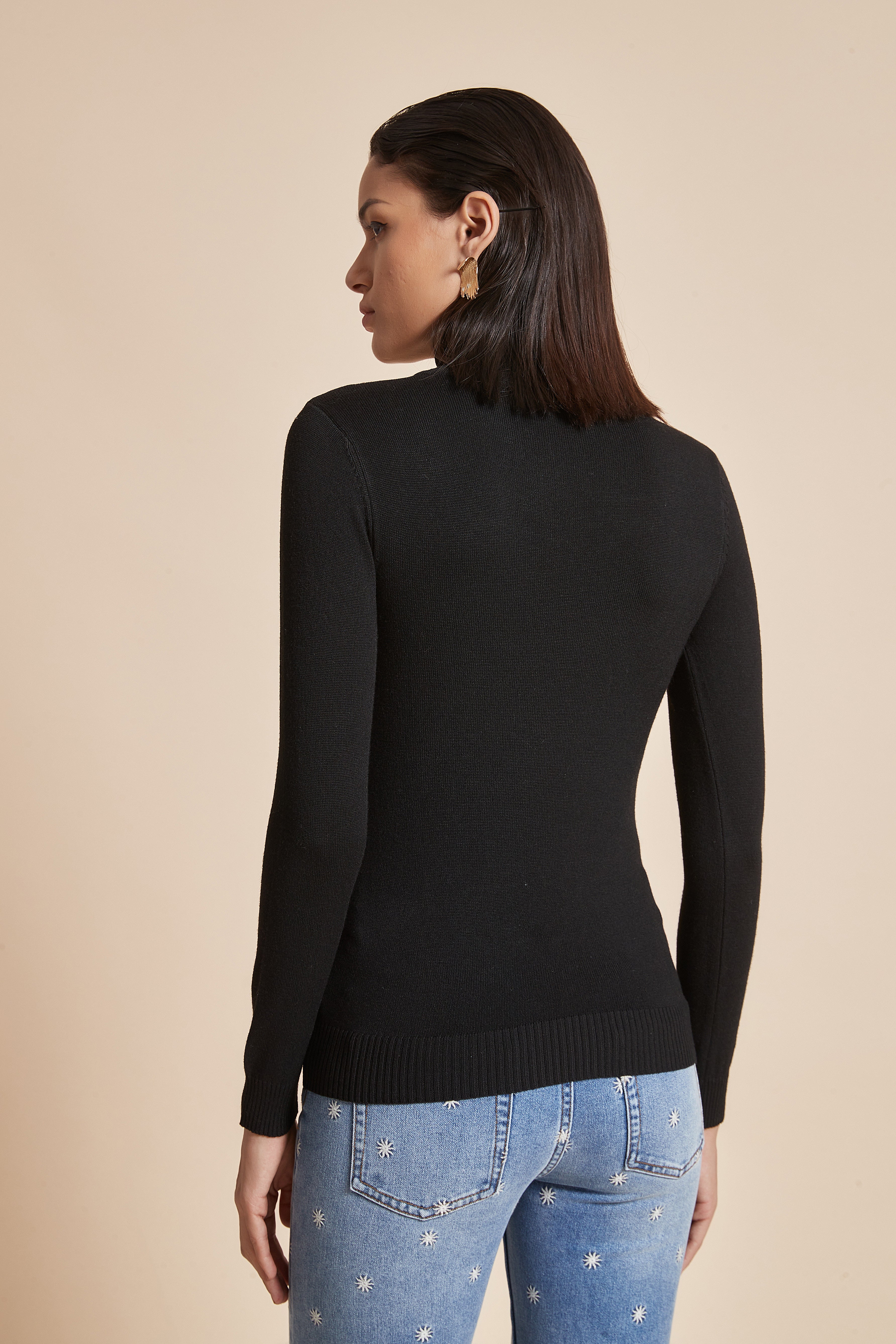 Yola Plain Ribbed High-Neck Blouse with Long Sleeves