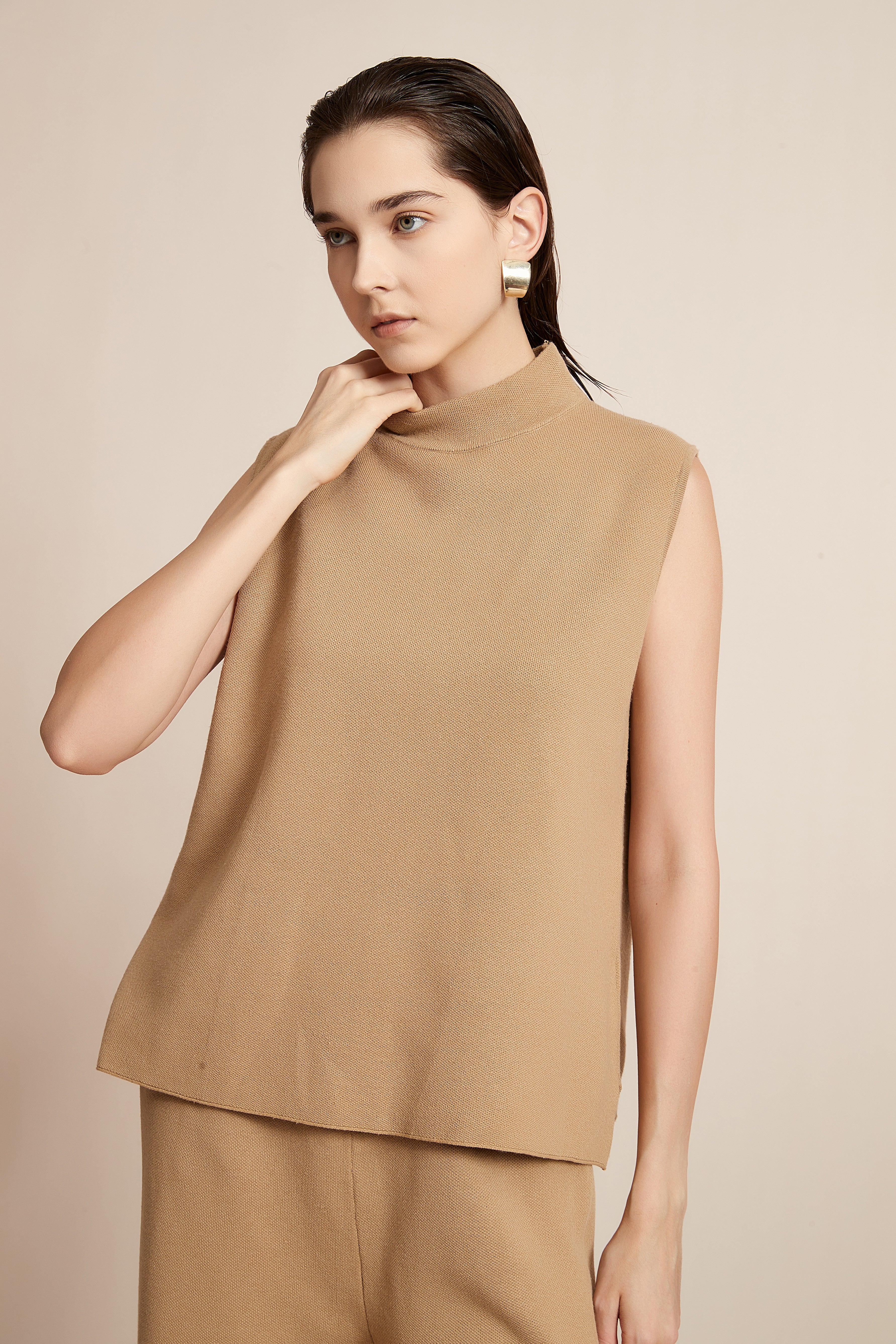 Yola Long Winter Plain cut Blouse