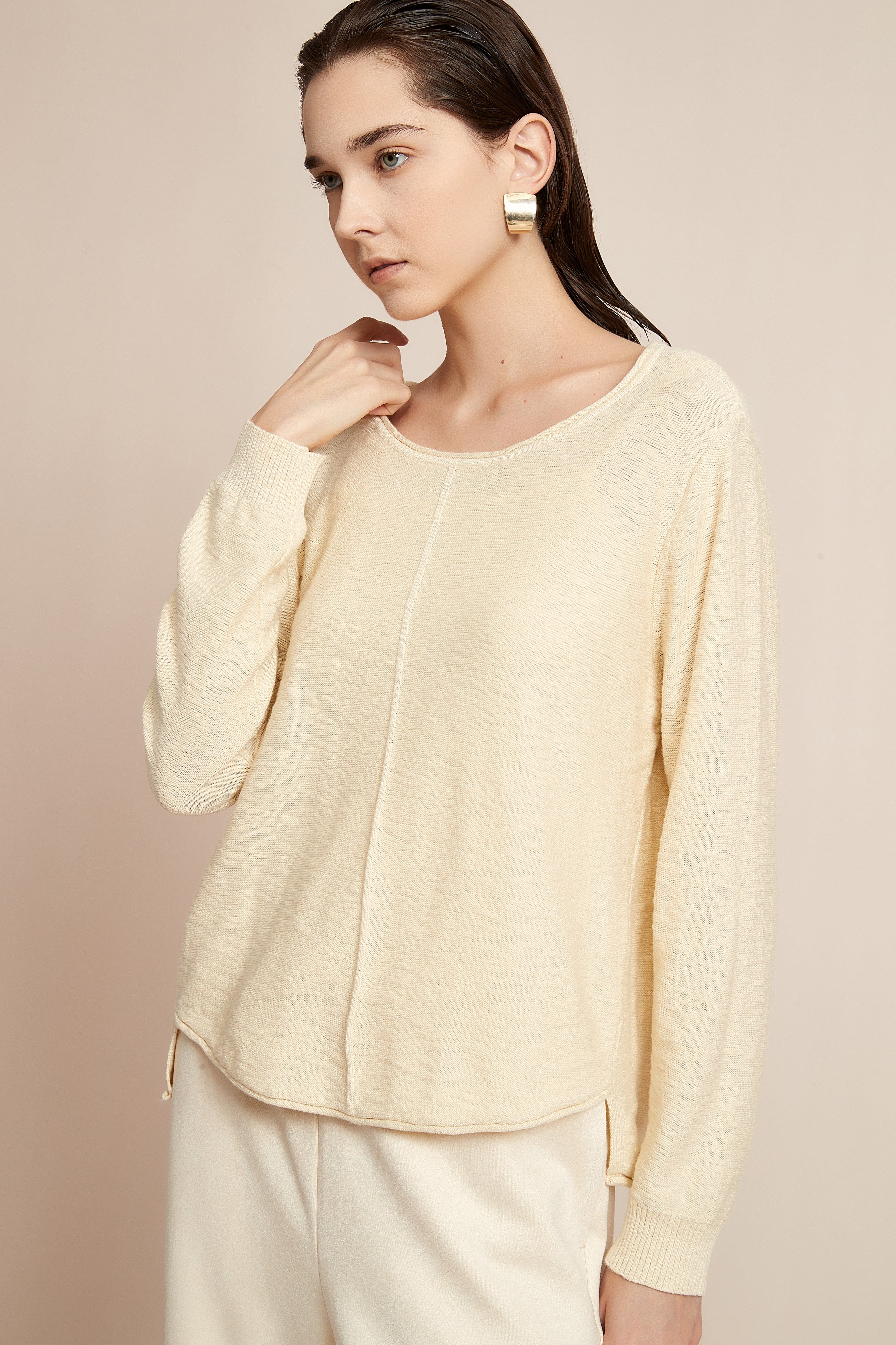 Yola Solid Blouse with Long Sleeves and Round Neck