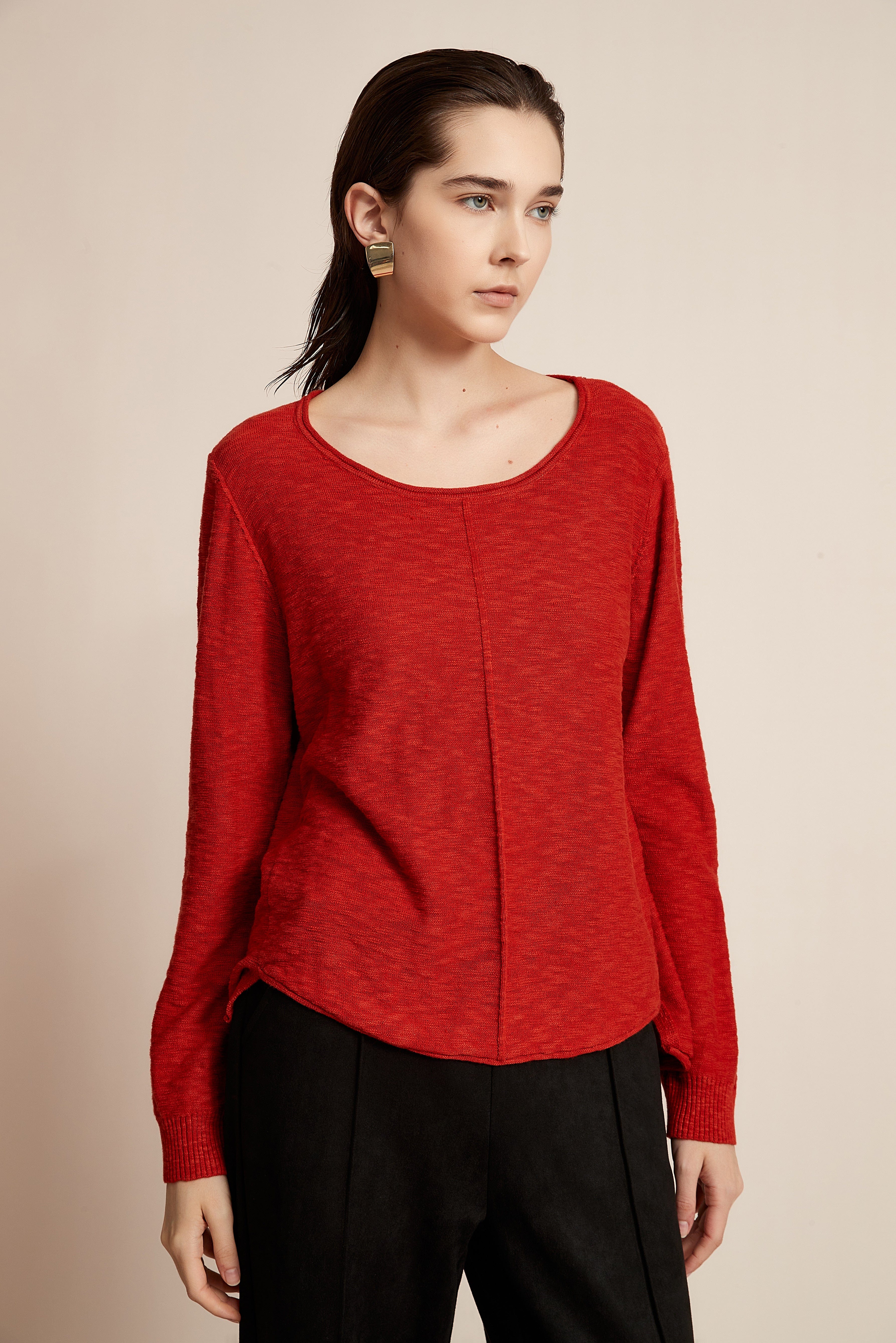 Winter Blouse with Round Neck and Long Sleeves