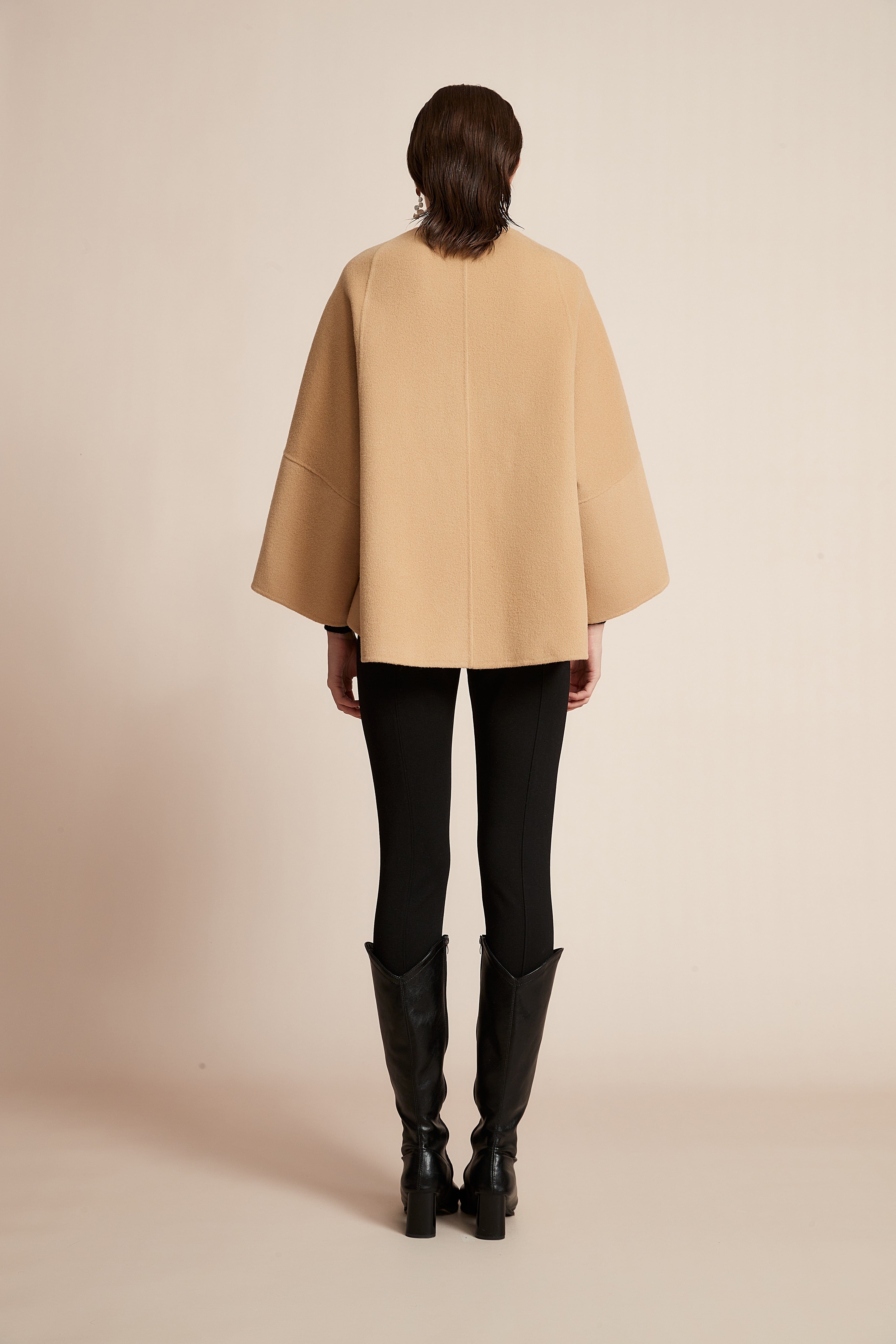 Yola Plain Long Sleeve Loose Jacket for Work