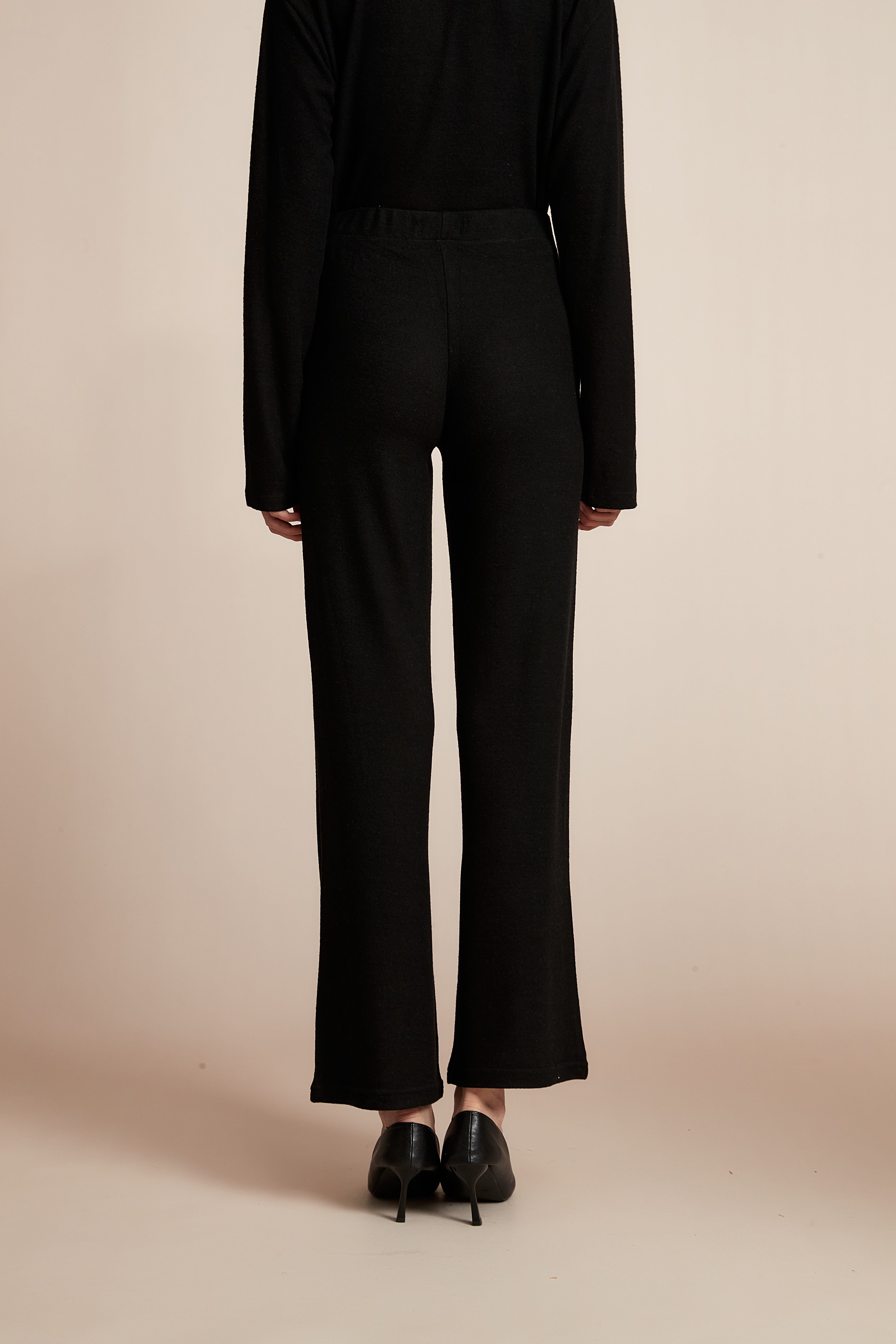 Yola Plain Wide-Leg Winter Pants