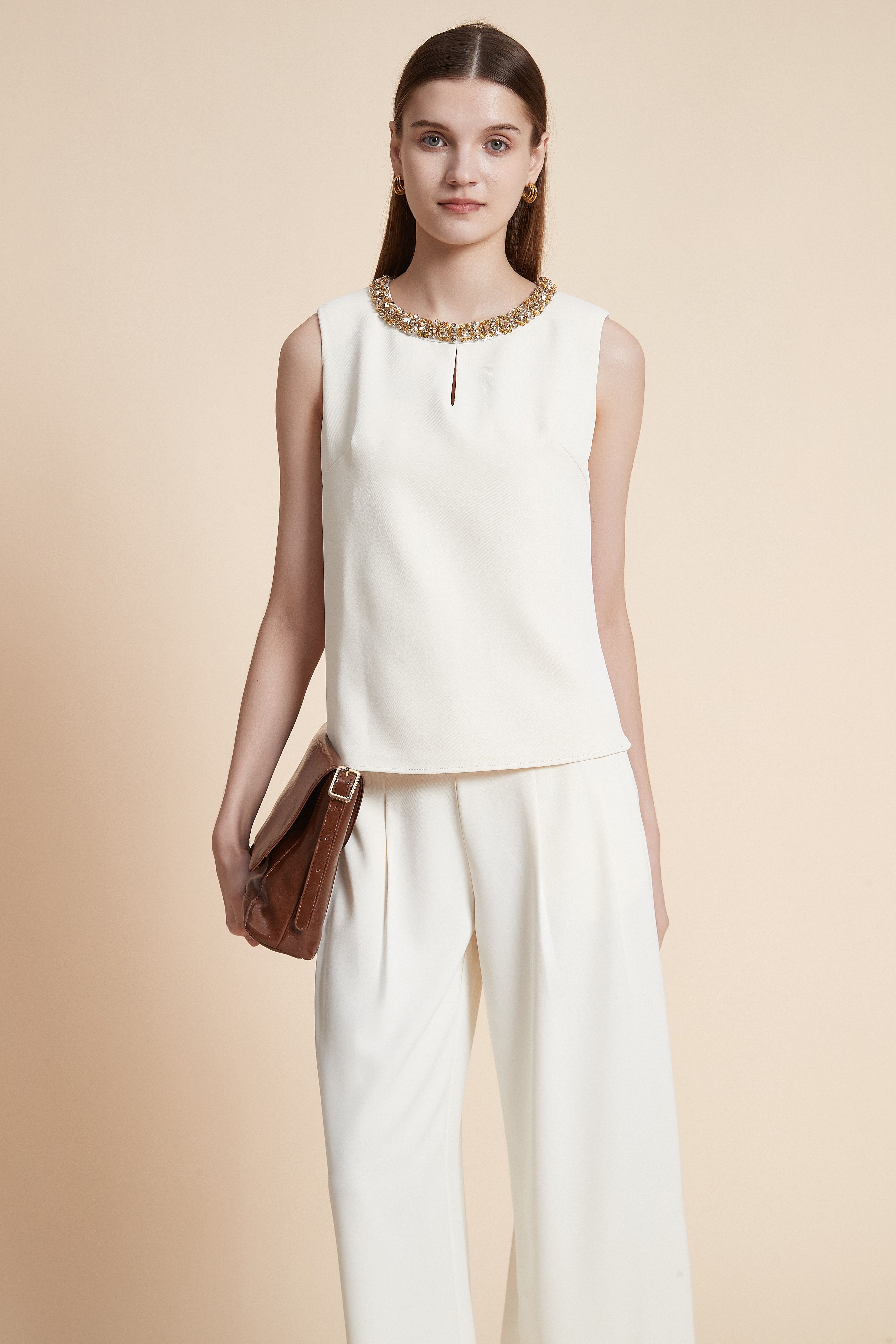 Sleeveless Solid Blouse