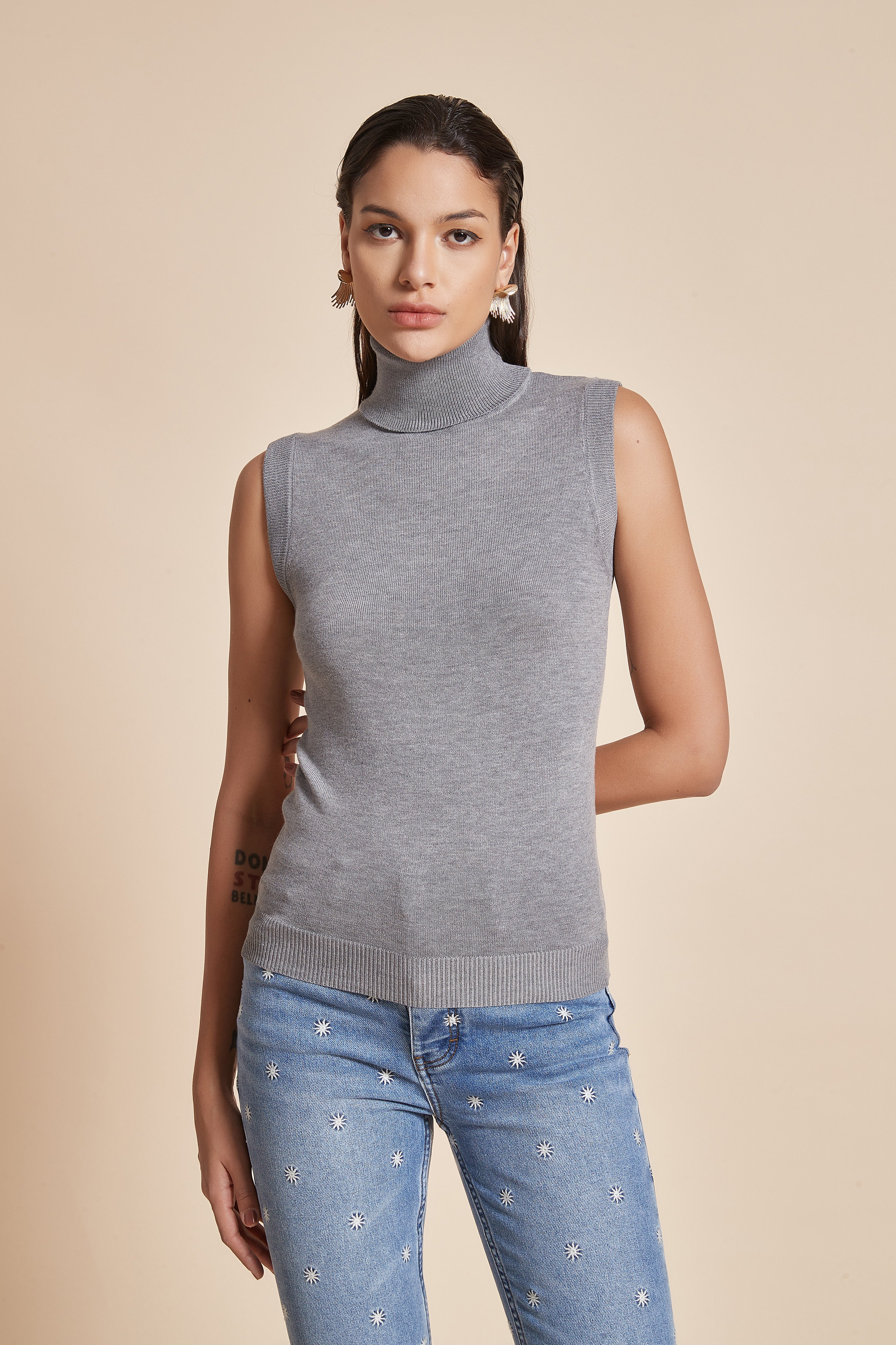 Plain Ribbed High-Neck Blouse with Half Sleeves