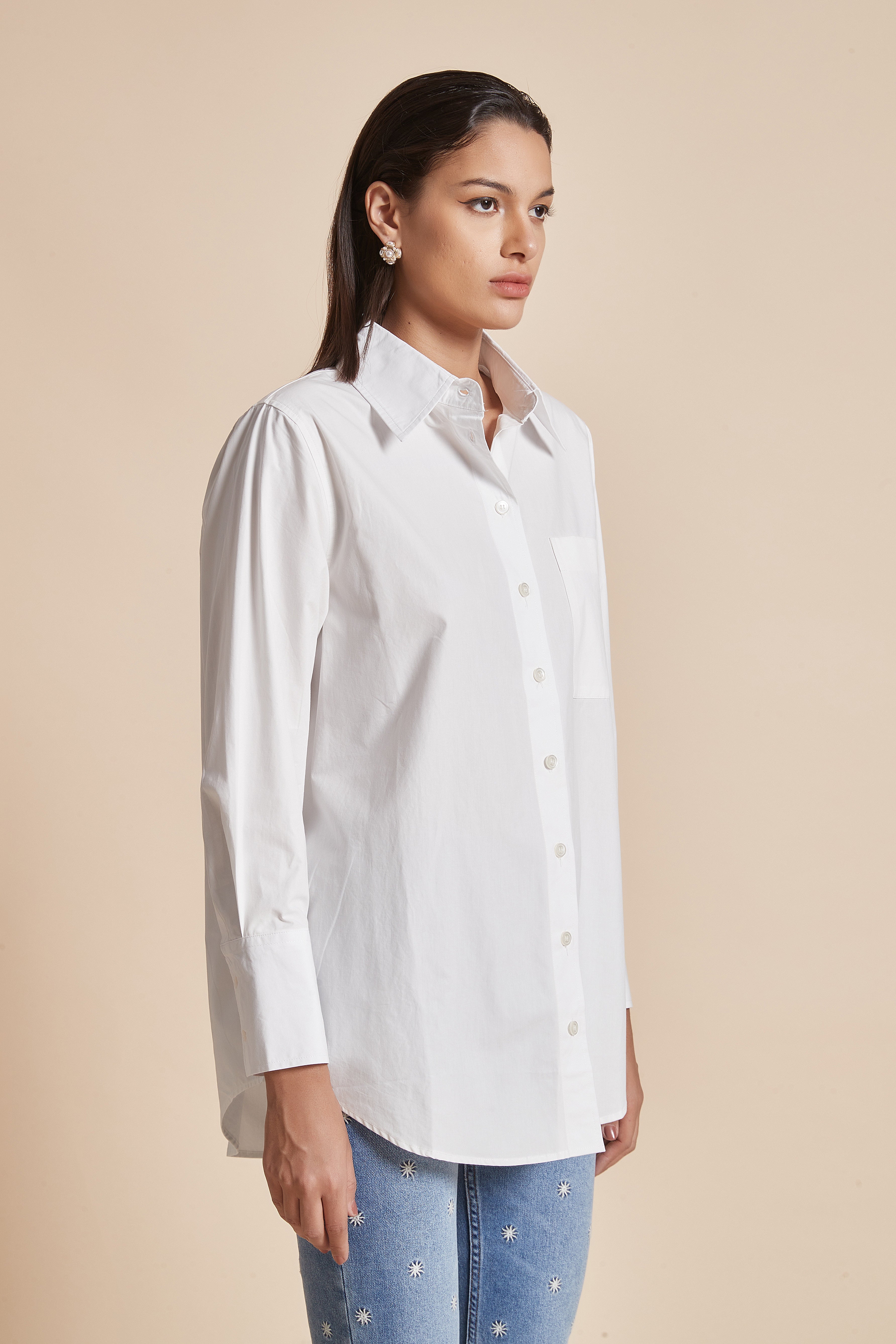 Yola Plain Hip-Length Women's Blouse with Long Sleeves, Shirt Collar, and Front Buttons