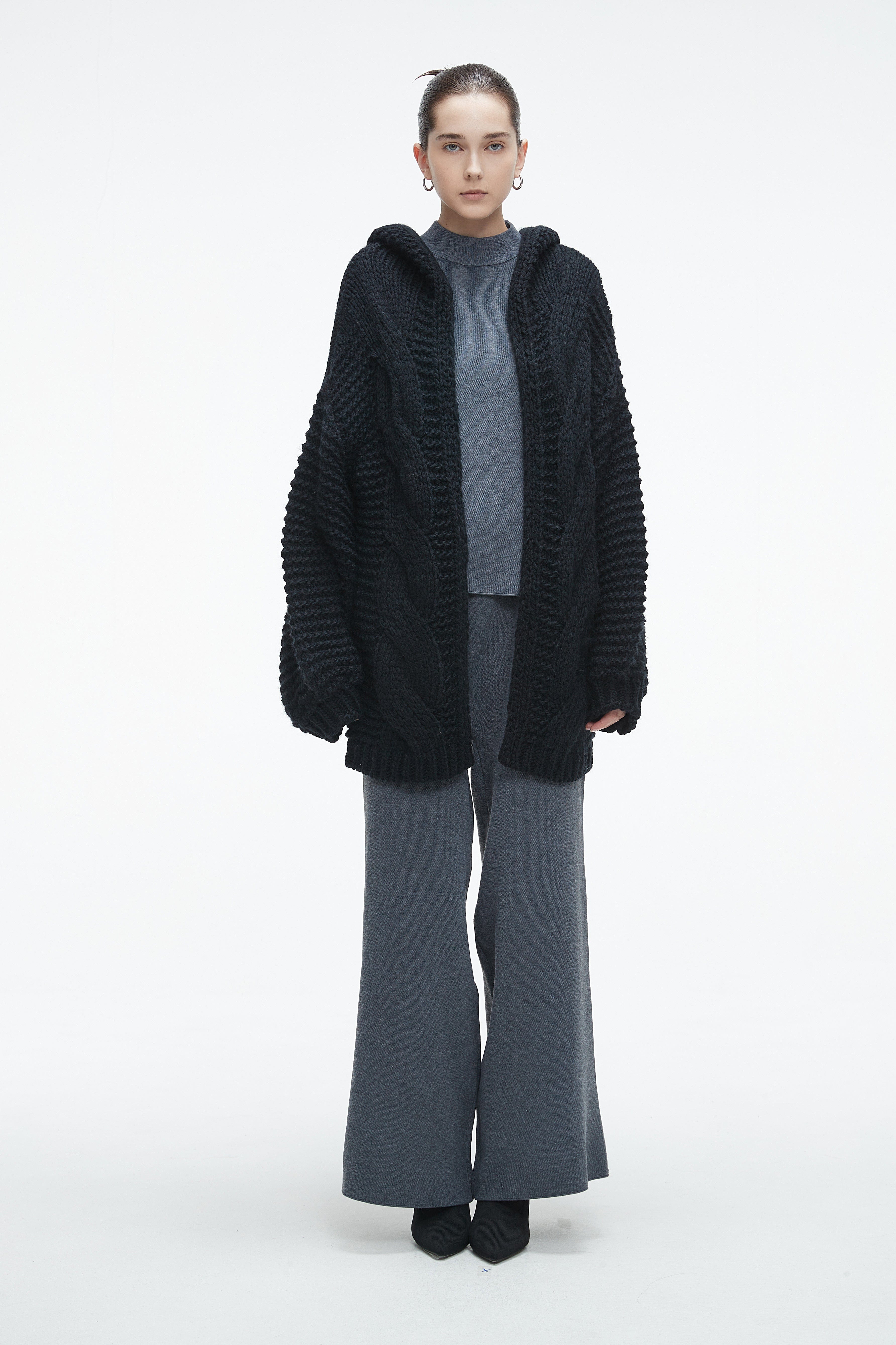 Yola Long Wool Cardigan with Long Sleeves - Winter