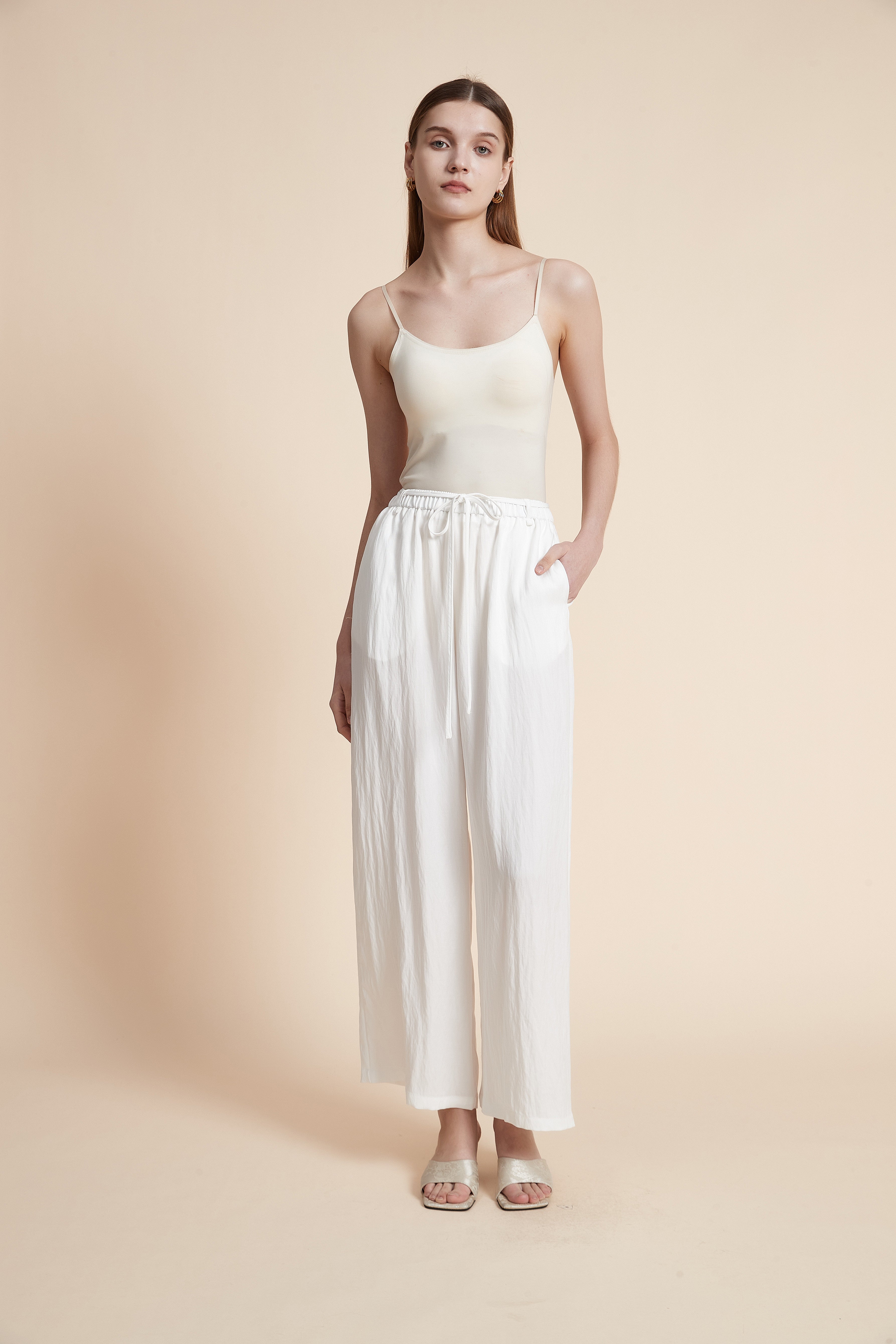 Solid Wide-Leg Long Pants with Waist Tie
