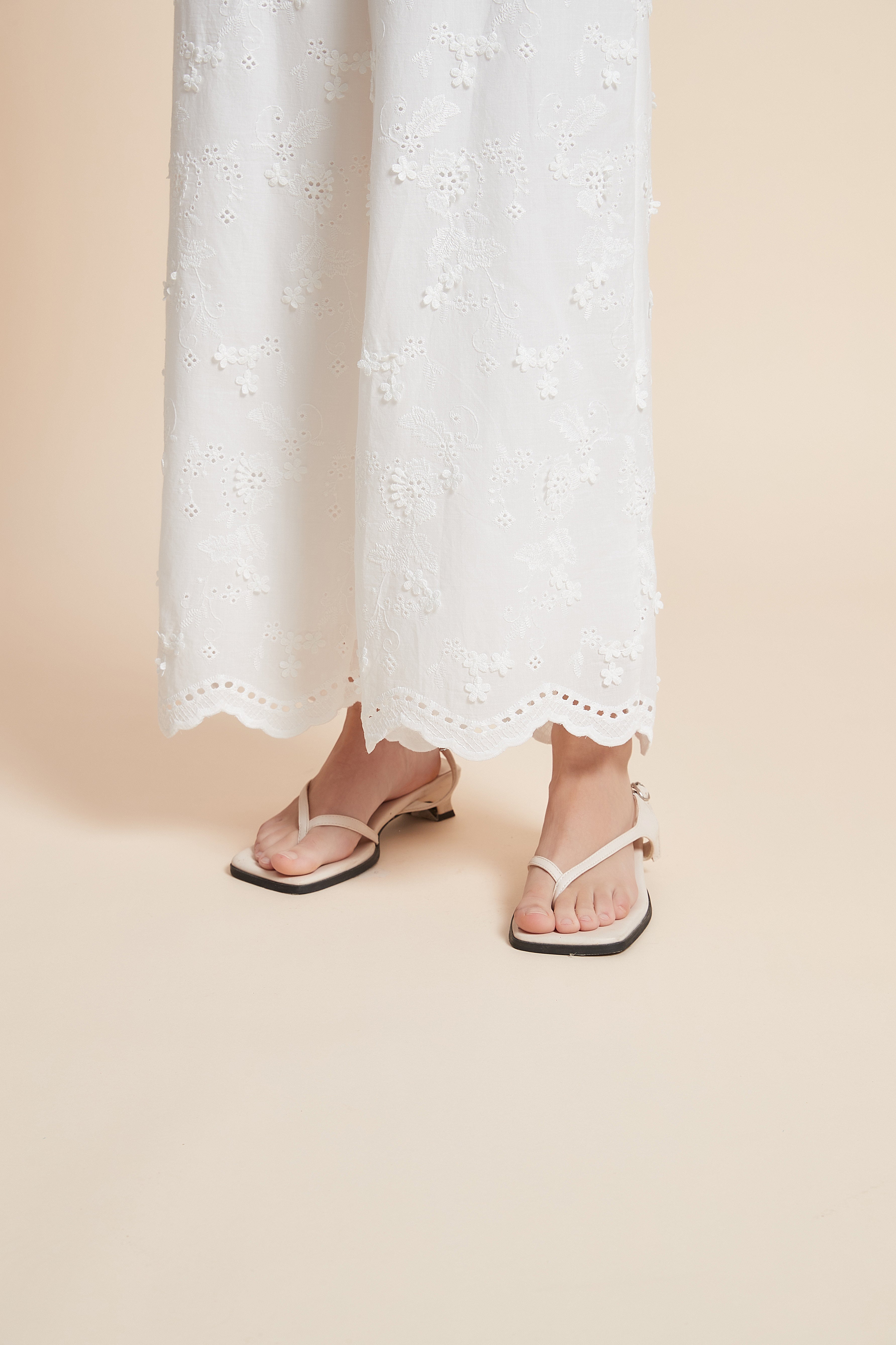 Plain Wide-Leg Trousers