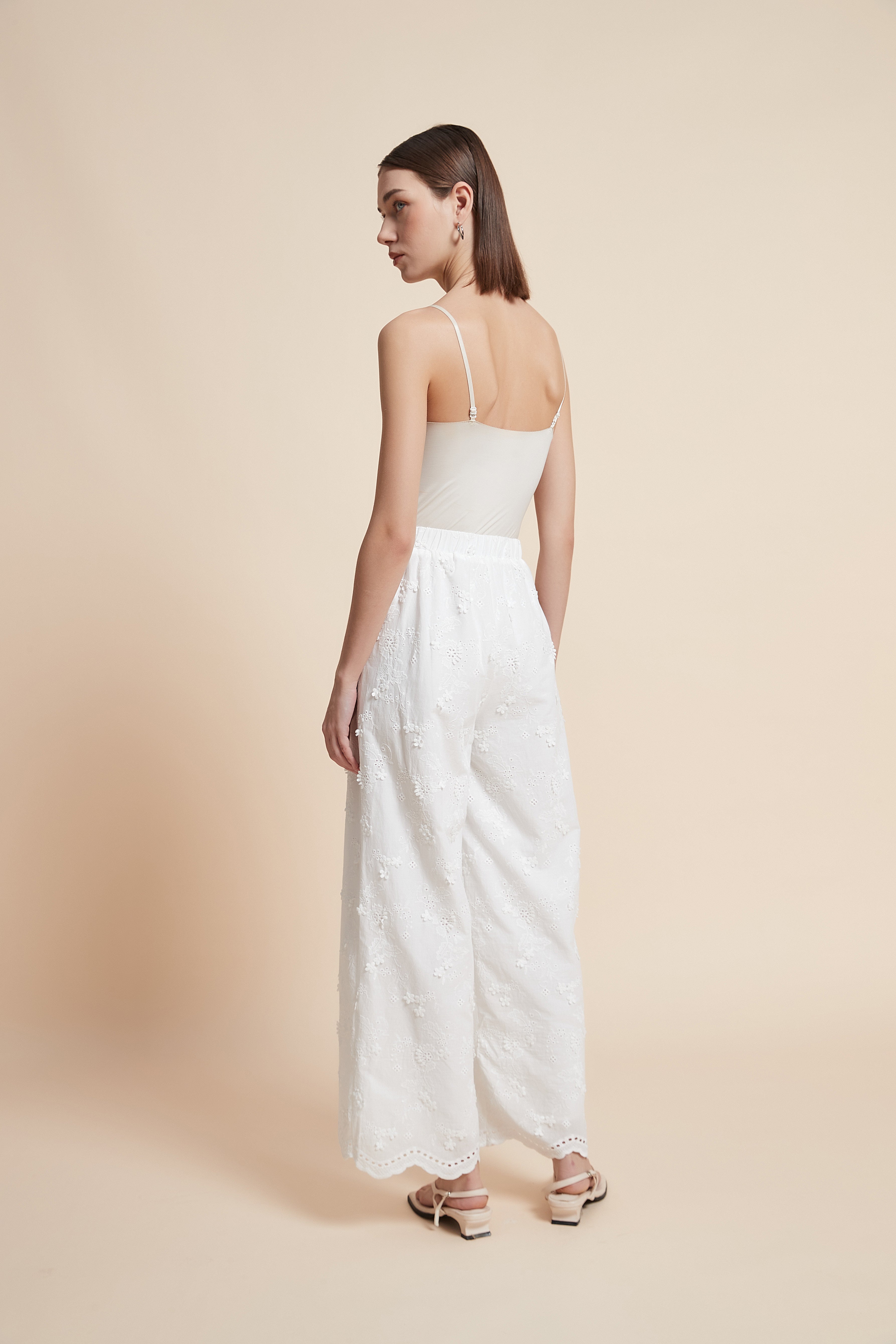 Plain Wide-Leg Trousers