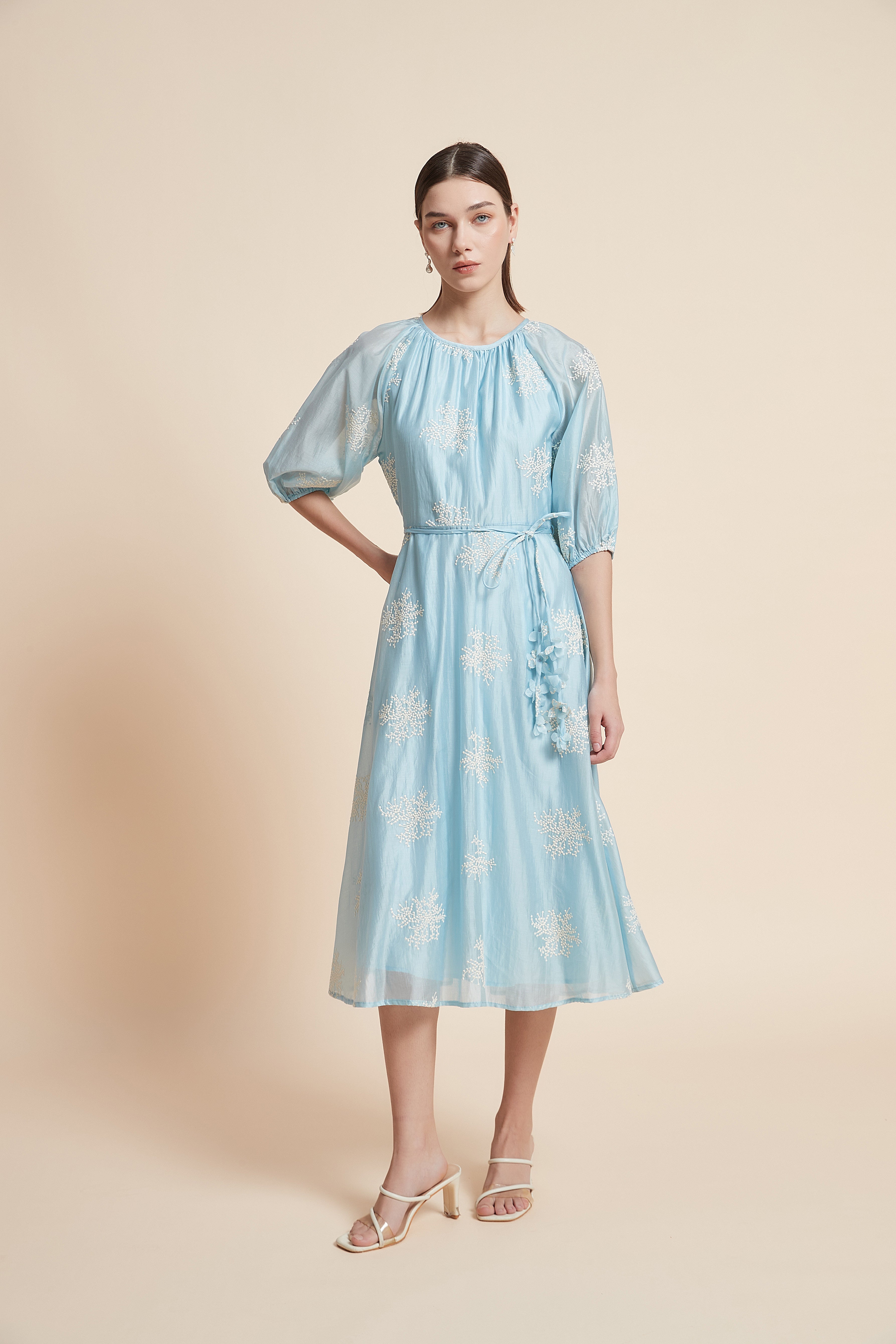 فستان ميدي نصف كم مورد