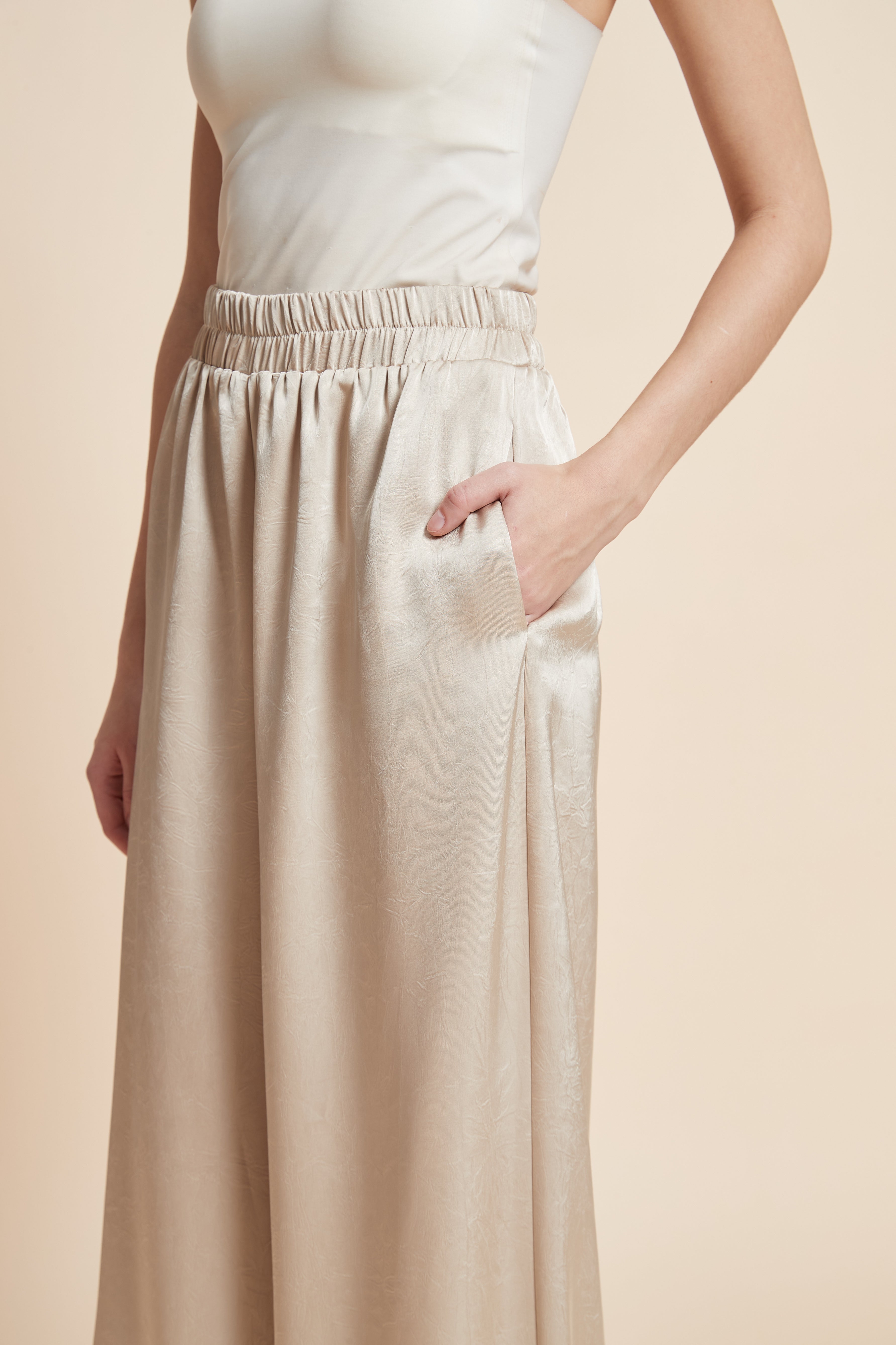 Plain Wide-Leg Long Trousers