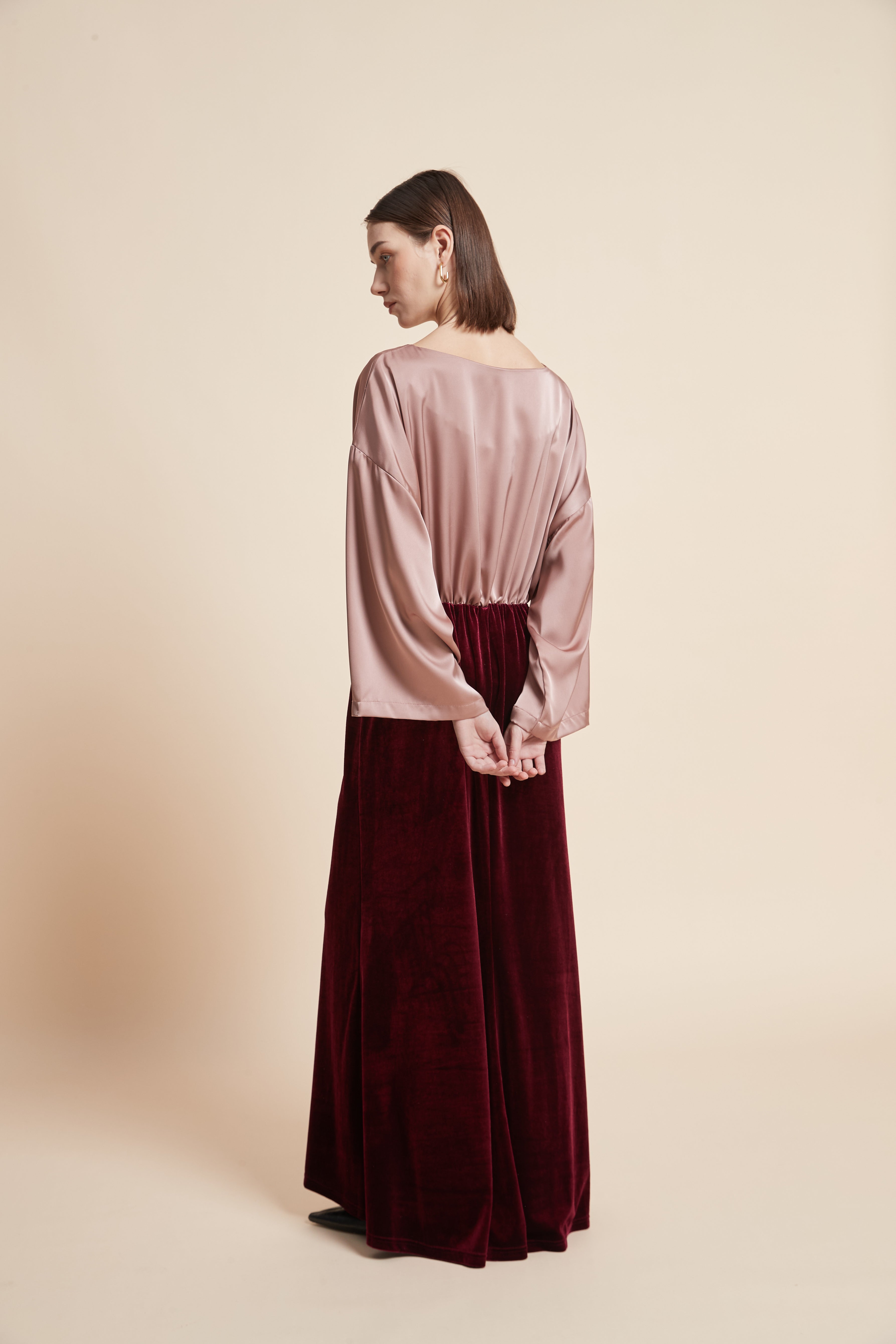 Long-Sleeved Plain Maxi Dress