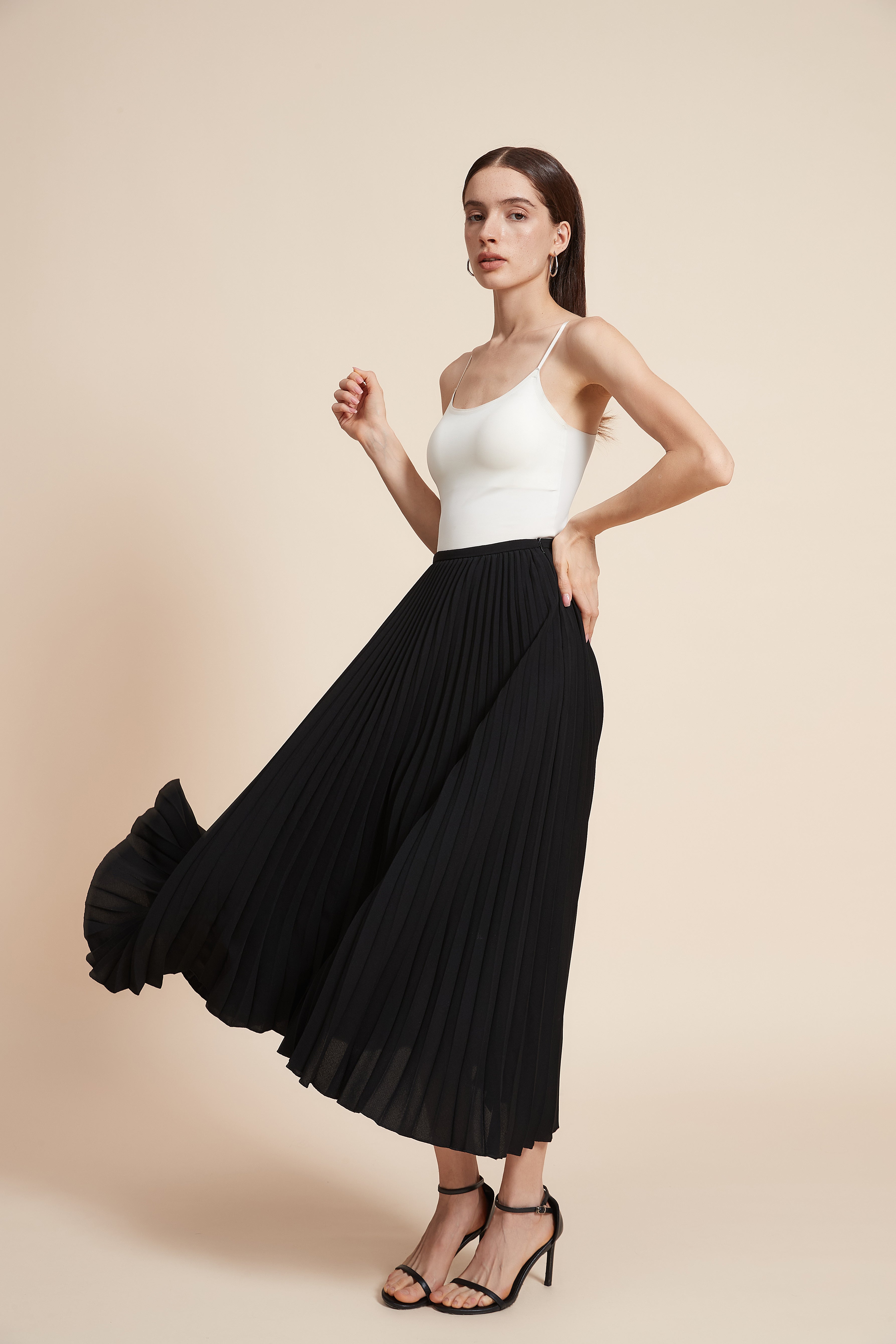 Plain Pleated Midi Skirt