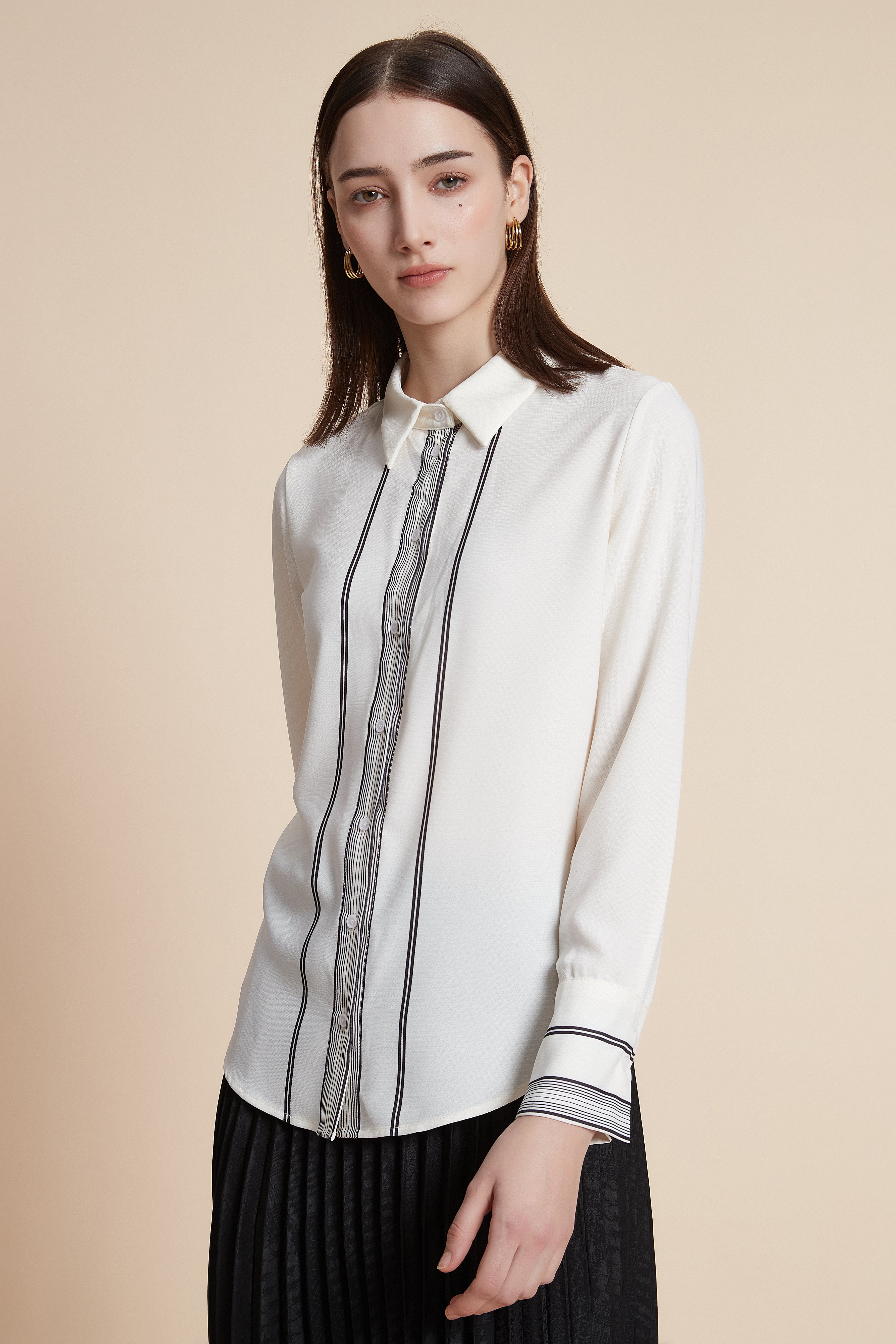 Long-sleeved striped shirt