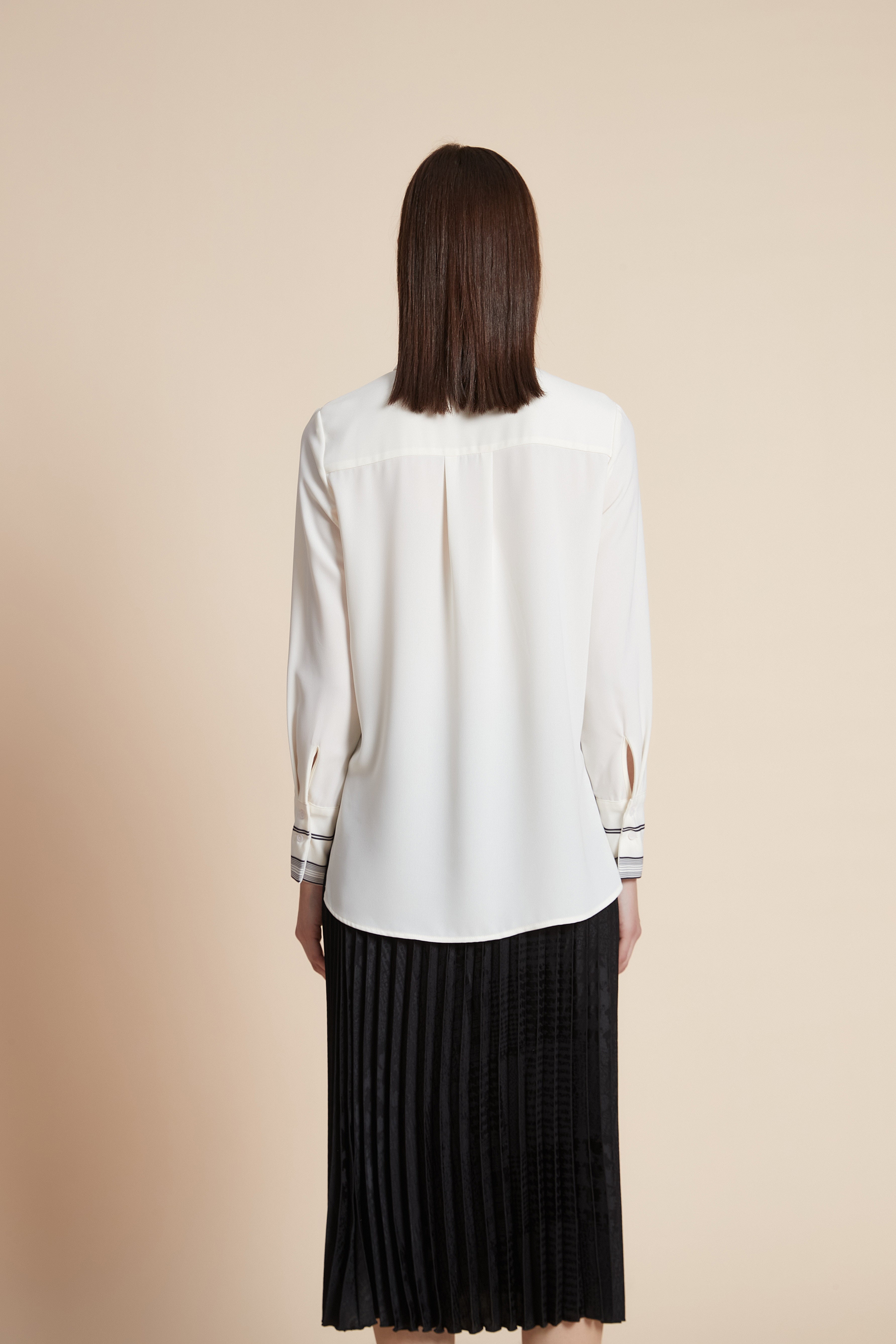 Long-sleeved striped shirt