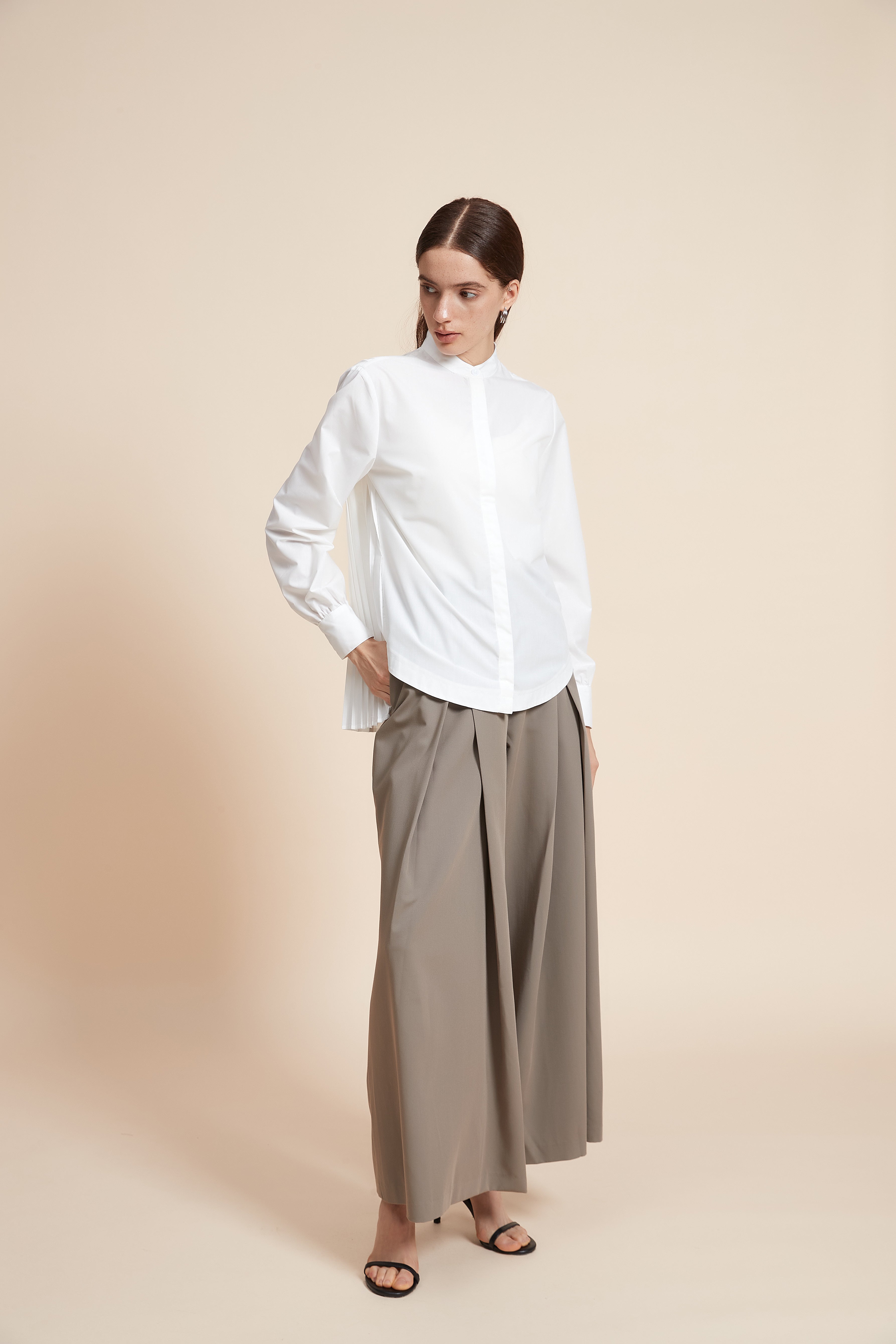 Plain Long Sleeve Mid-Length Shirt