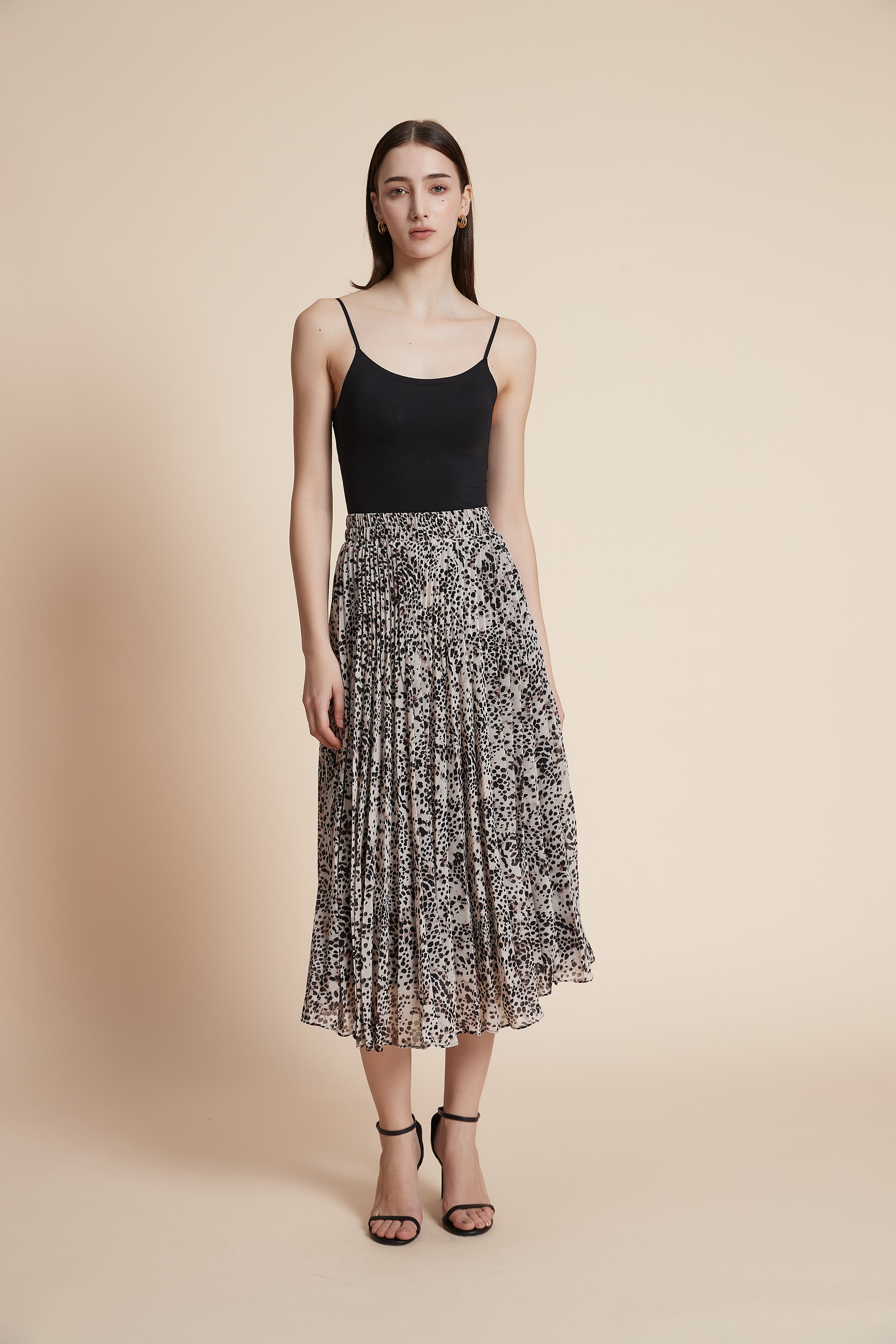 Pleated midi skirt