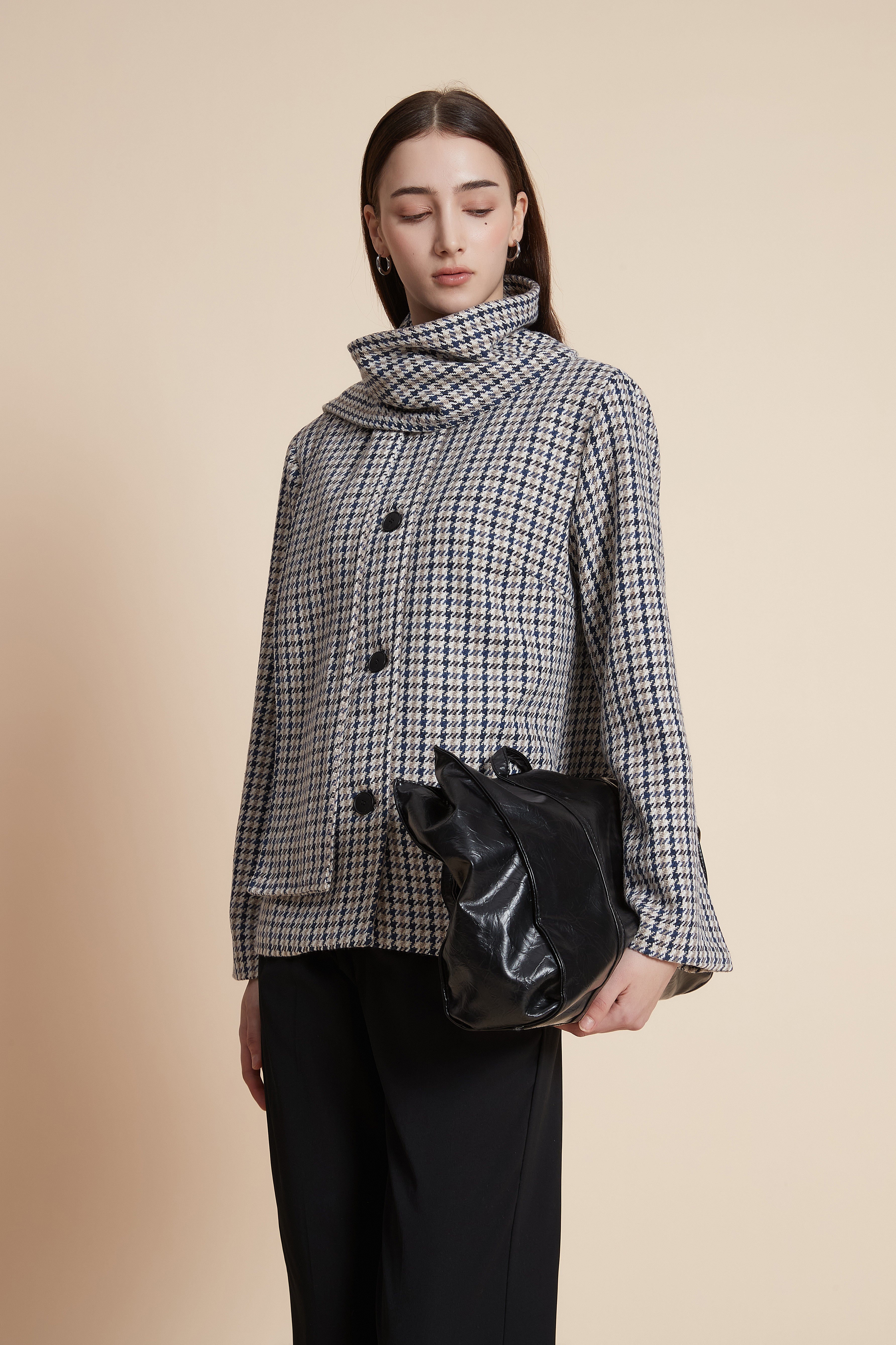 Long-sleeved plaid jacket