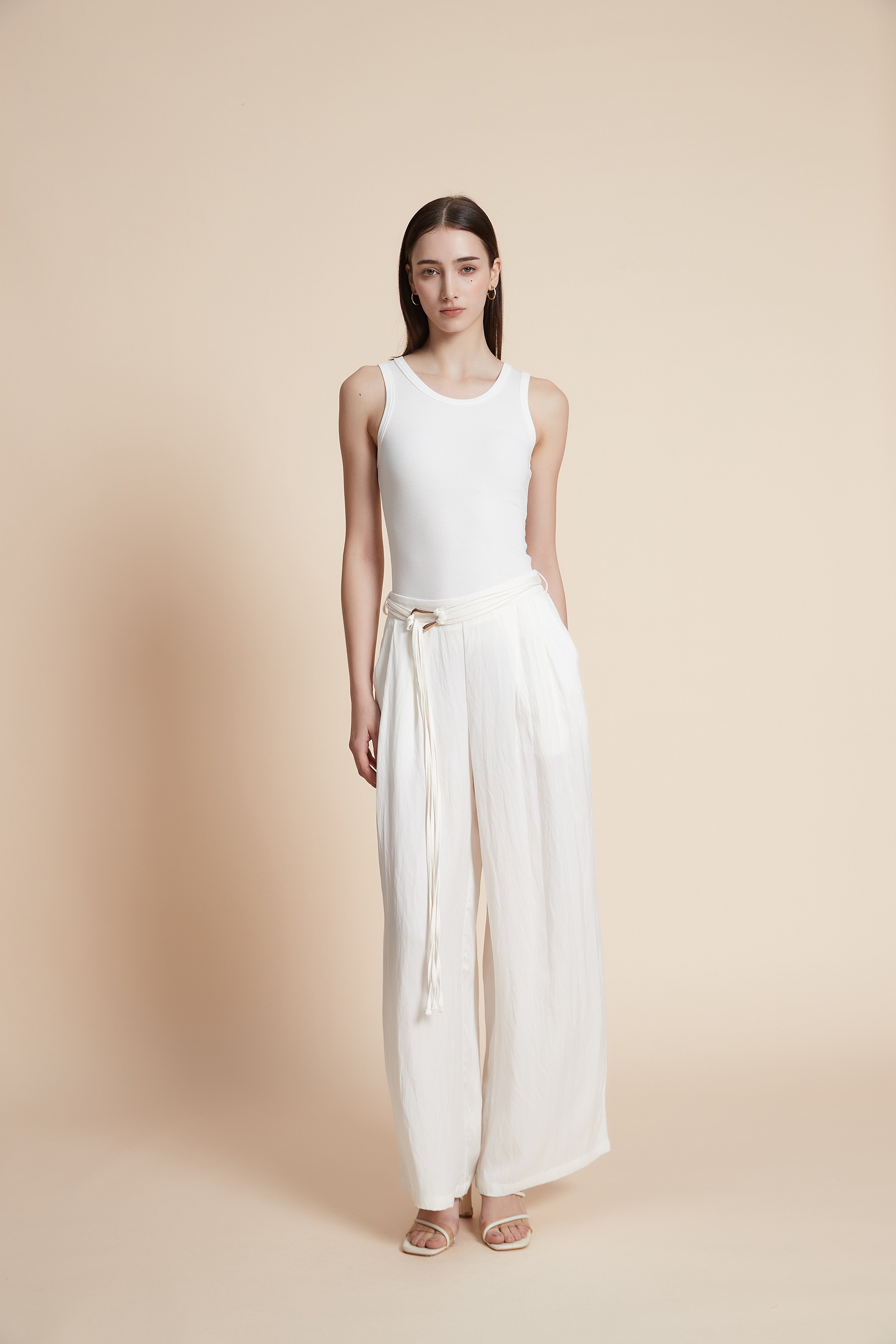 بنطلون واسع طويل سادة