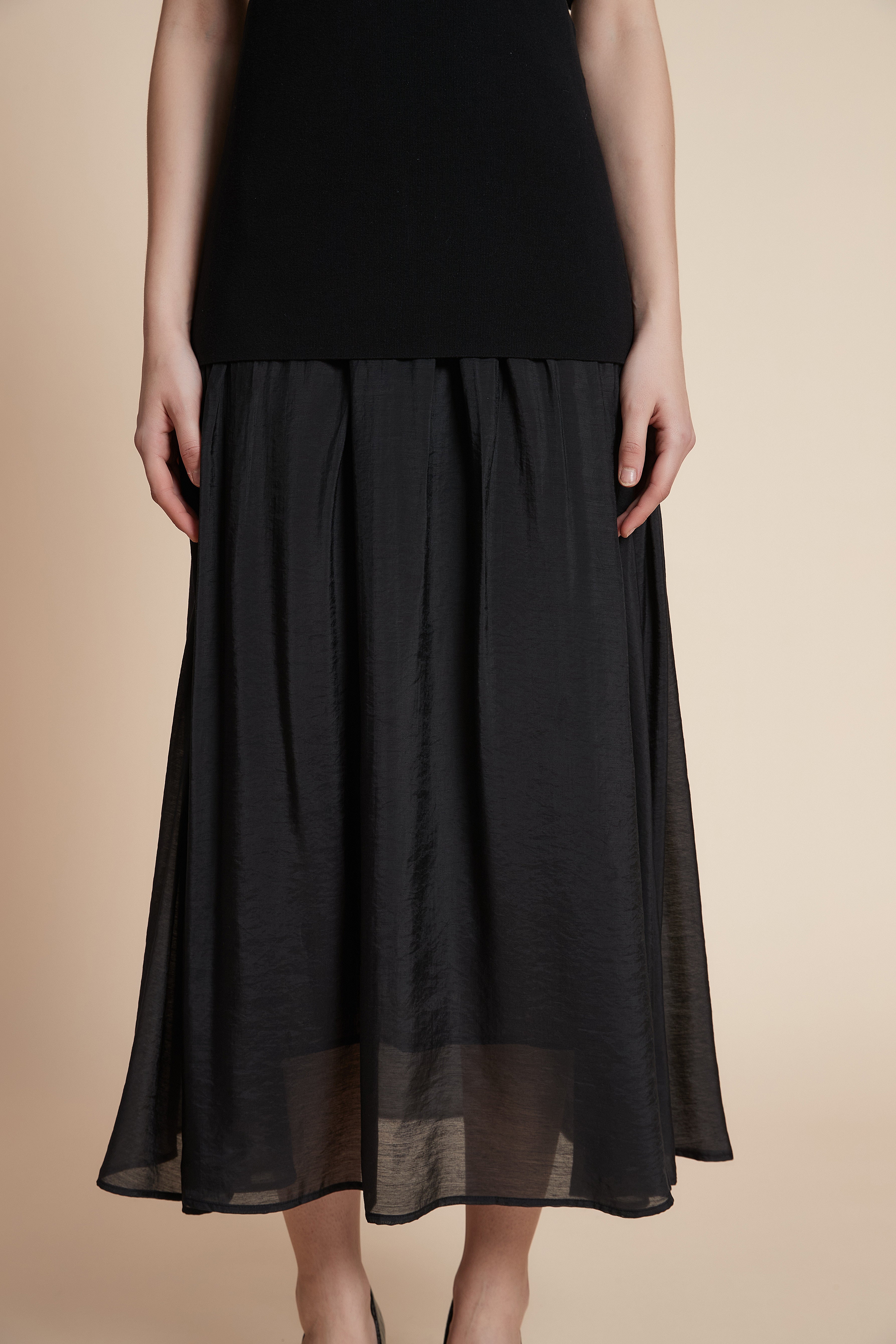 Plain half-sleeve midi dress