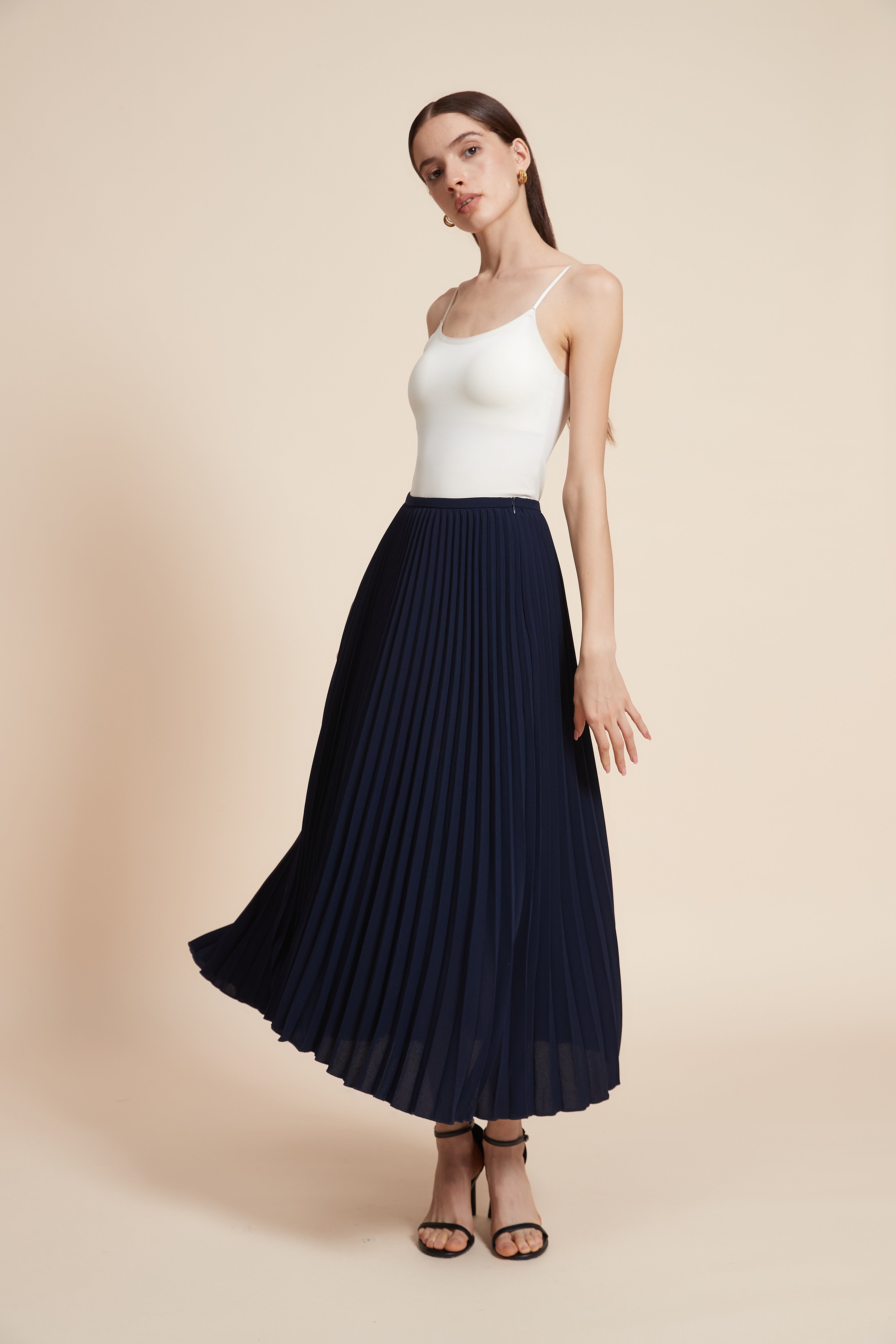 Plain Pleated Midi Skirt