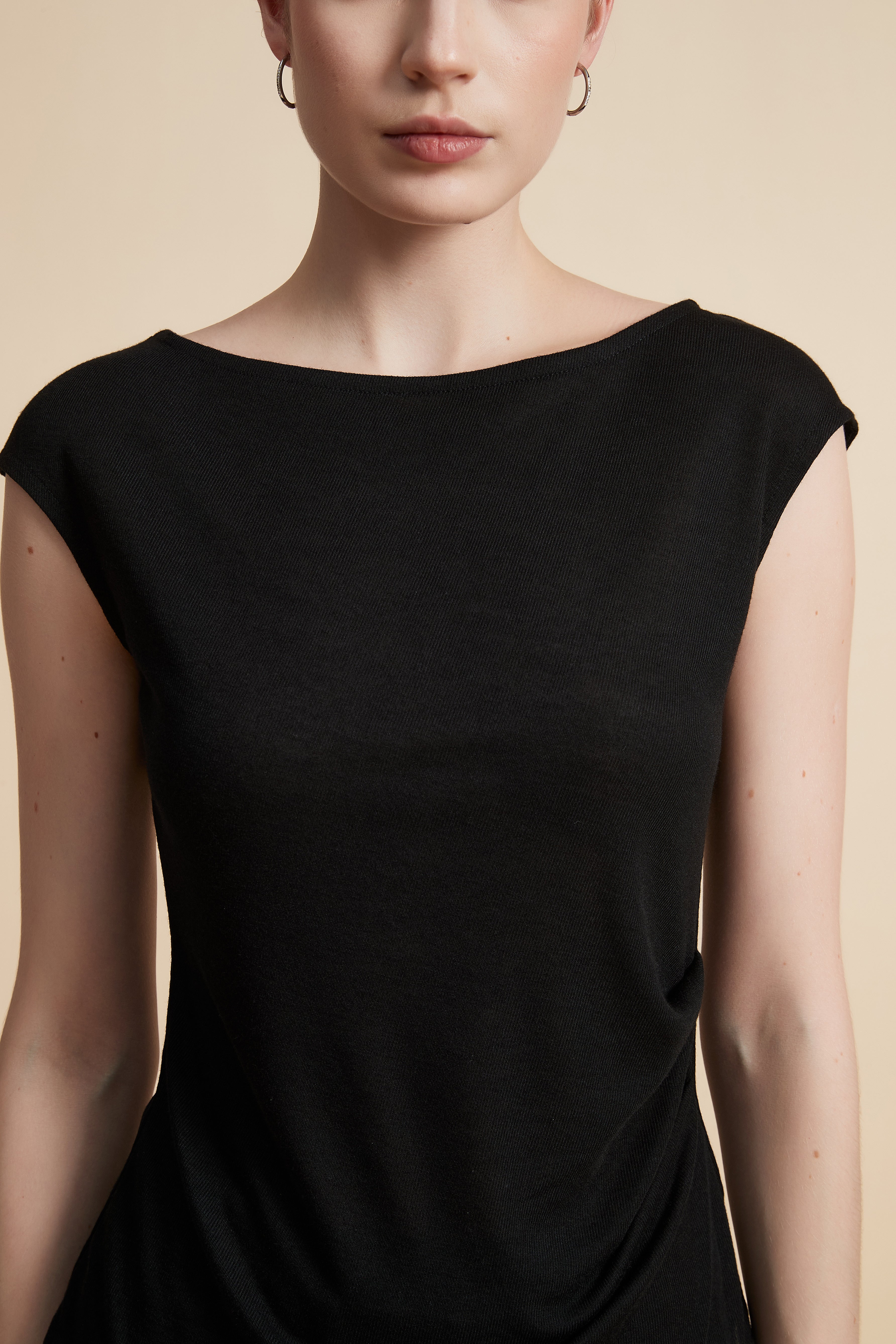 Sleeveless Top with Round Neck