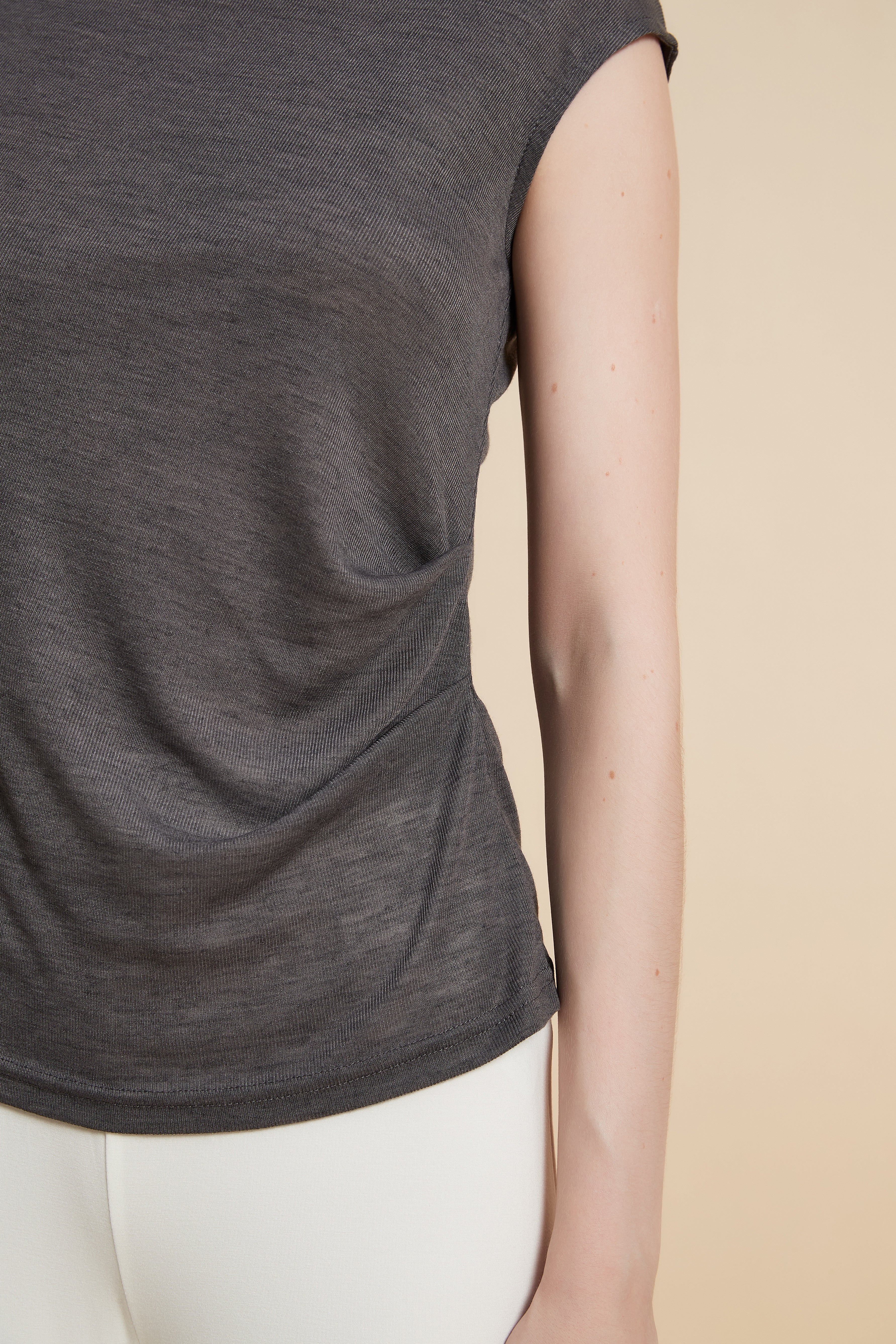 Sleeveless Top with Round Neck